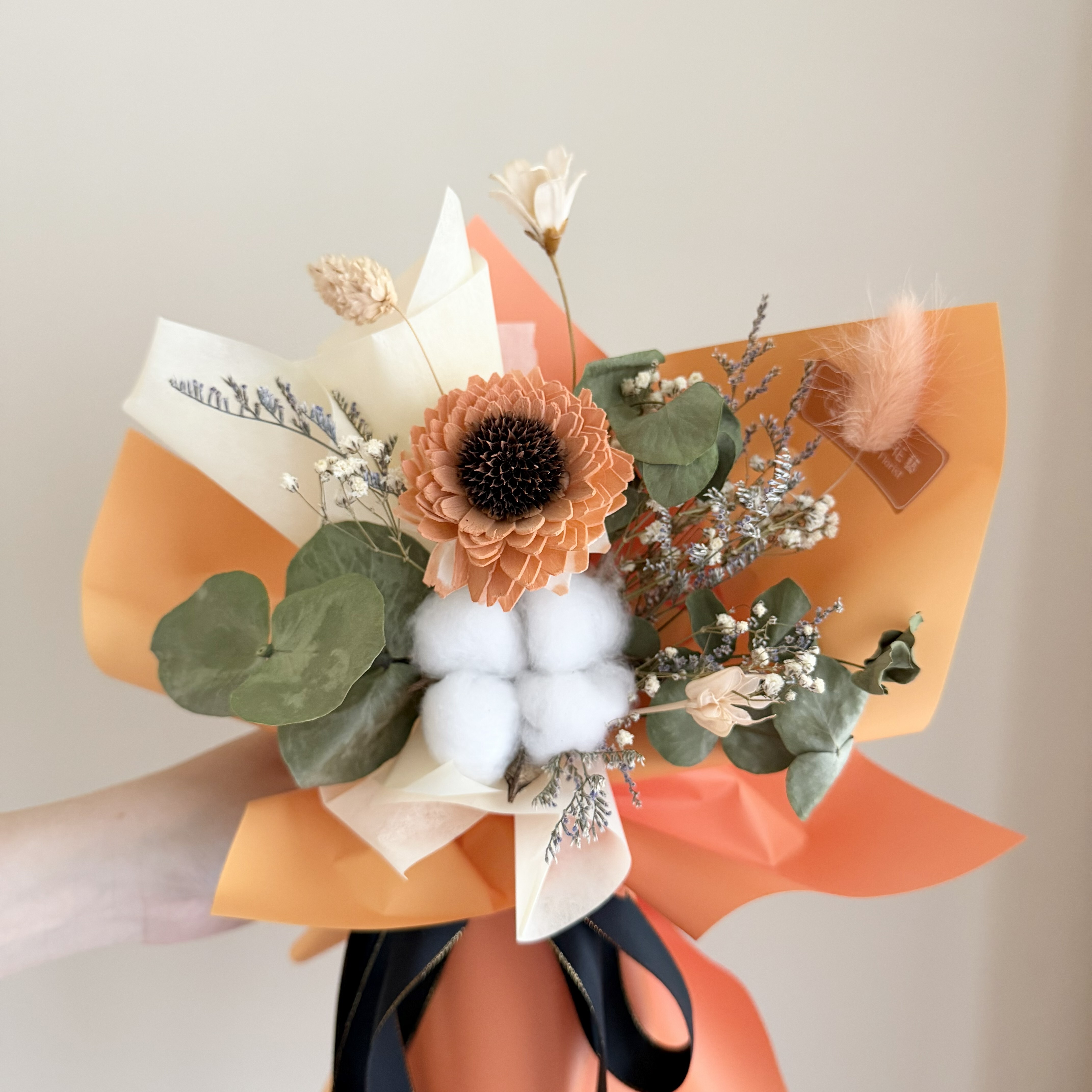乾燥花束(橙色系/小型)【雙色包裝】｜畢業花束、謝師花束、索拉向日葵
