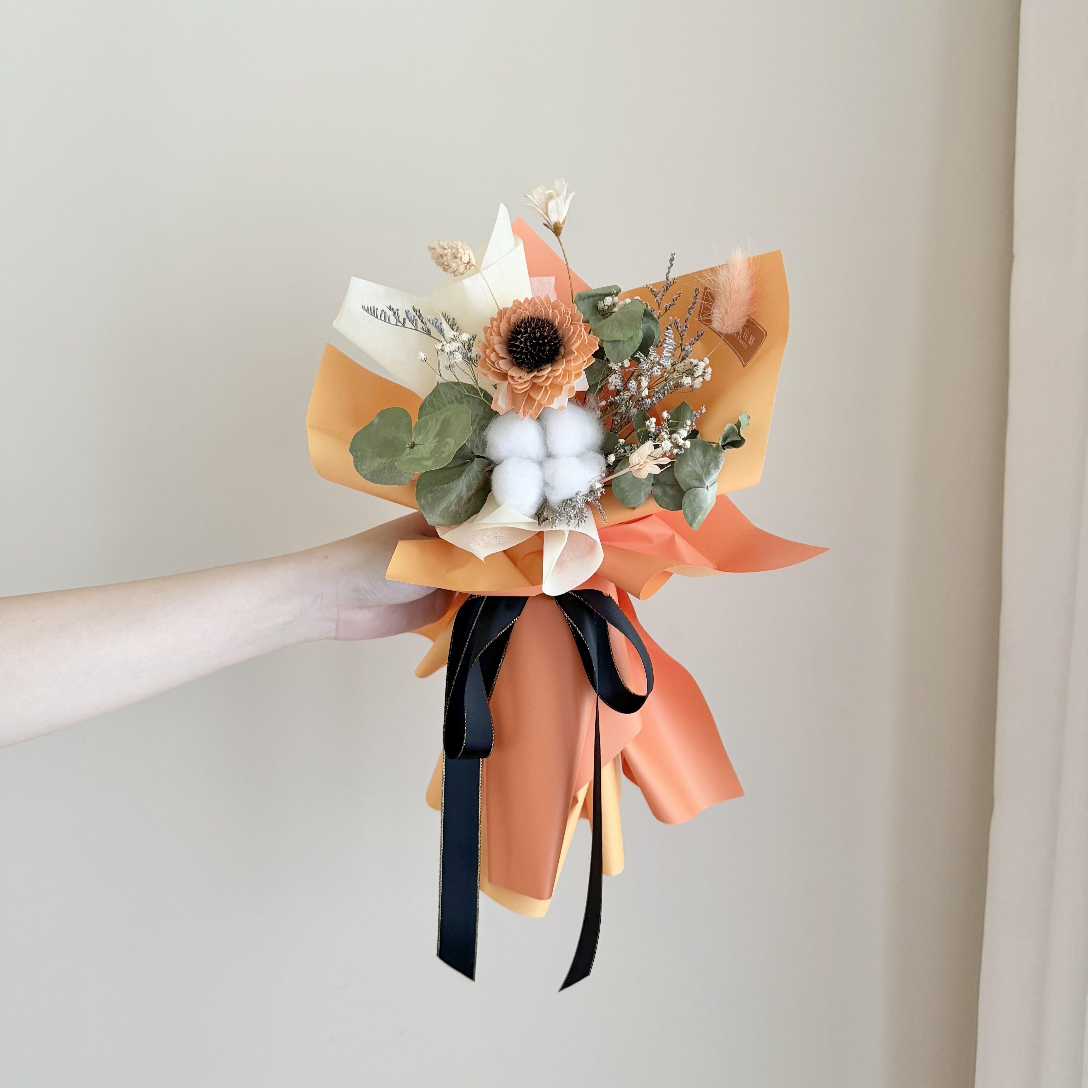 乾燥花束(橙色系/小型)【雙色包裝】｜畢業花束、謝師花束、索拉向日葵