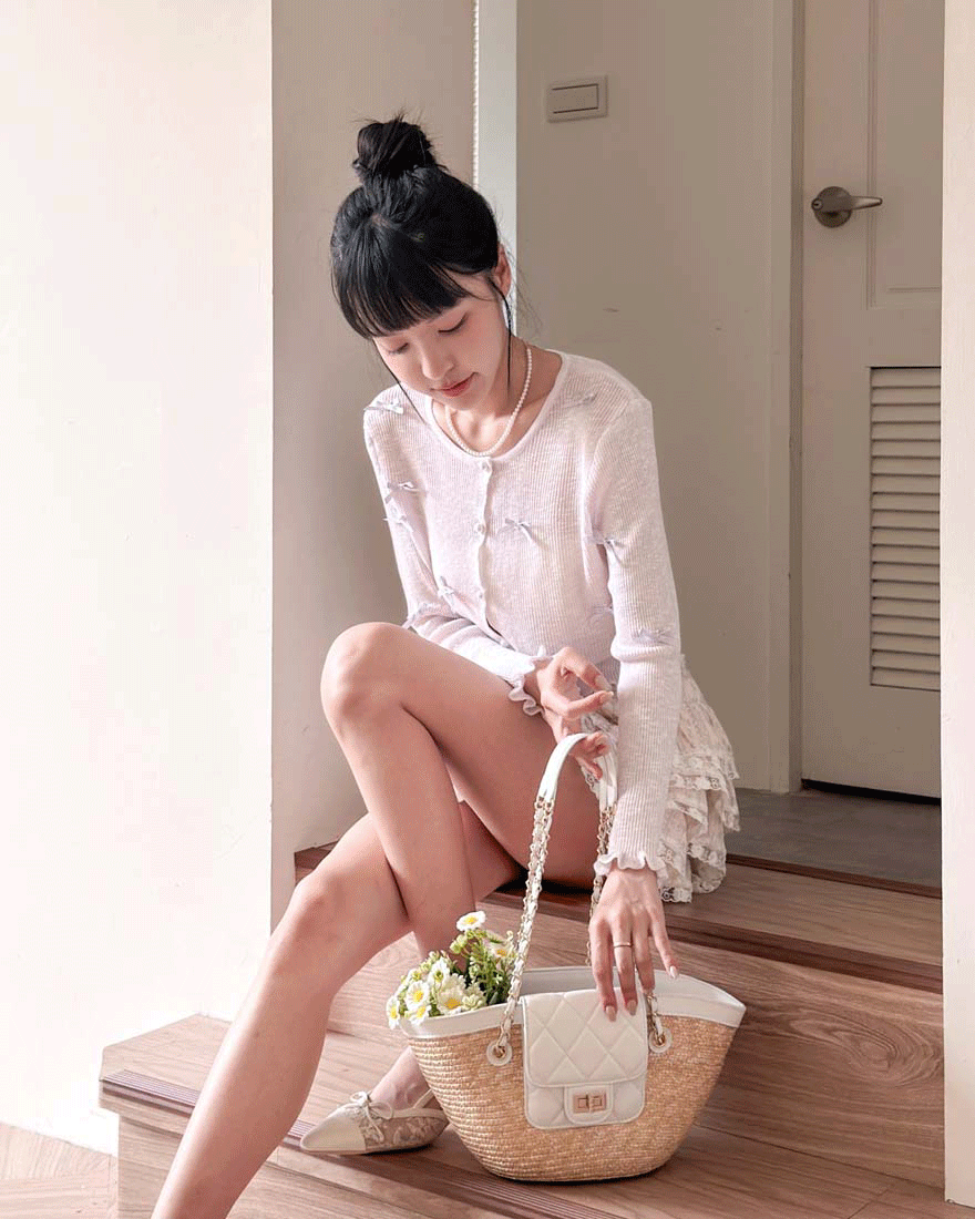 全牛皮 盛夏焦點小香風撞色滾邊織紋鎖頭藤編包-白X杏