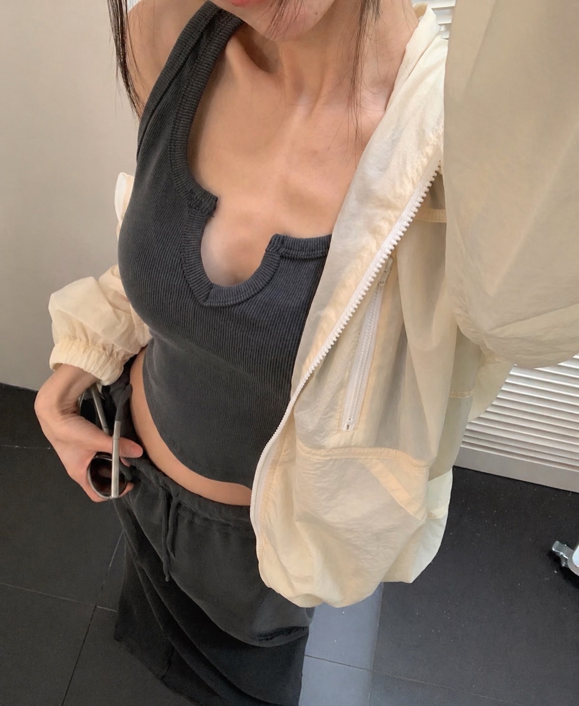 🇰🇷(預購)#AP13 厚磅Ｖ領背心(深灰/咖/粉)