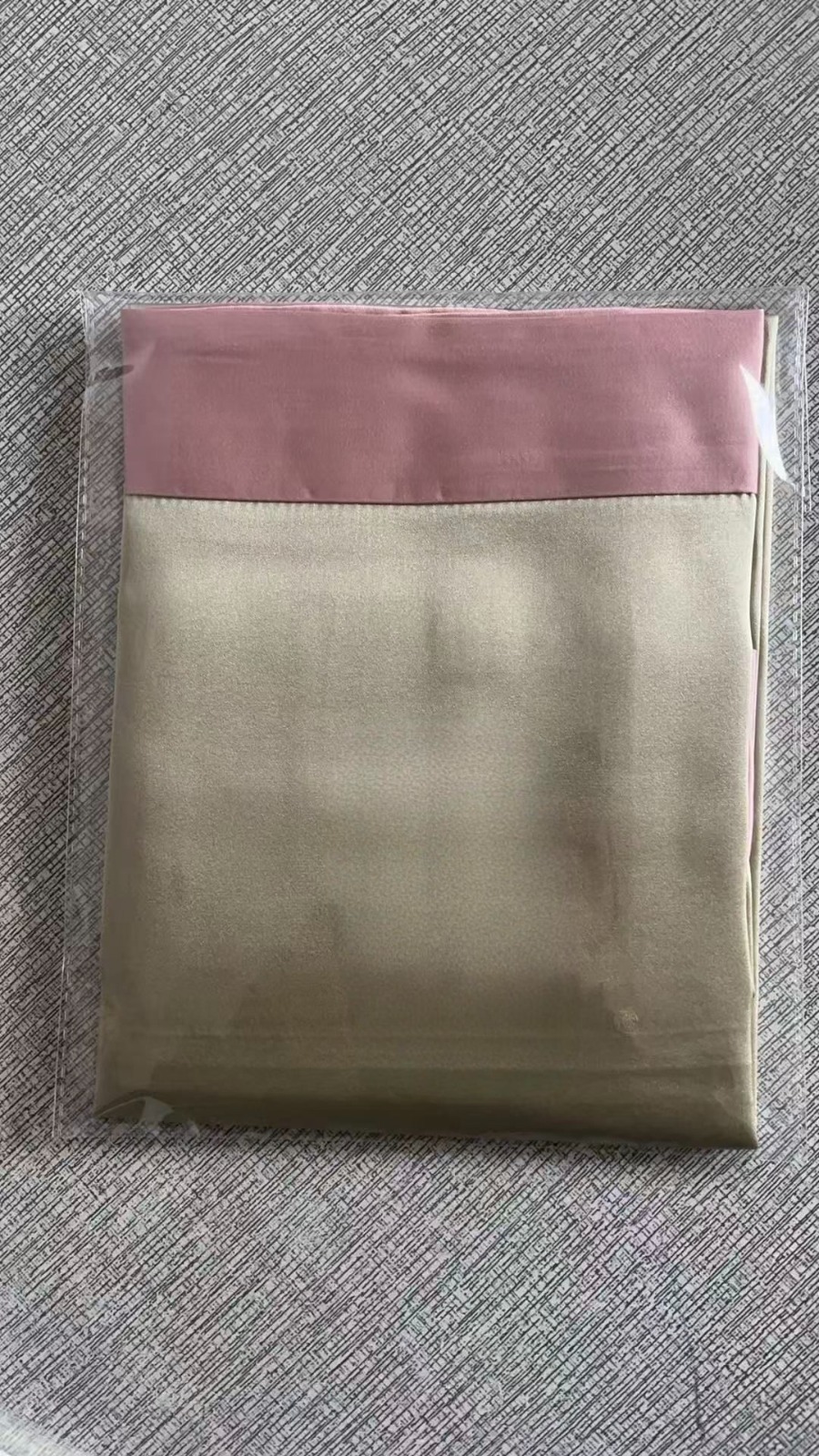 🇫🇷法式療癒：身體與居家好物 - 真絲枕頭套（香檳金拼粉紅）（貨期兩個月）