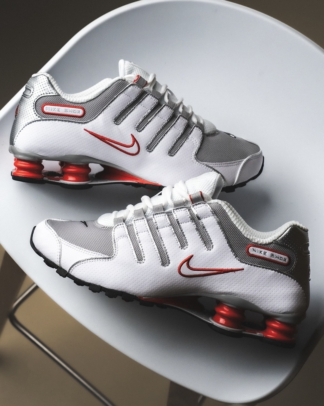 <許光漢同款!!>Nike Shox NZ 復古 氣墊 皮革 緩震 彈簧鞋 灰紅