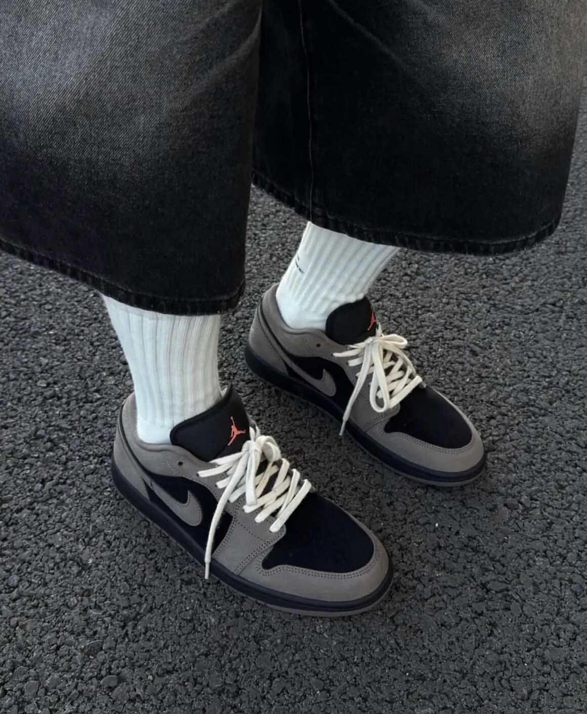 <撿便宜囉>NG-倒鉤平替✨ Nike Air Jordan 1 Low “Olive Grey” Brings Back 麂皮拼接 摩卡深棕