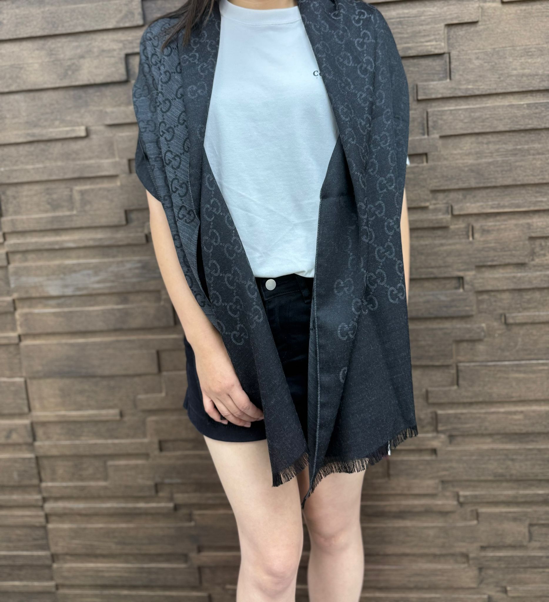 LYS01676 Gucci 經典滿版Logo雙面圍巾