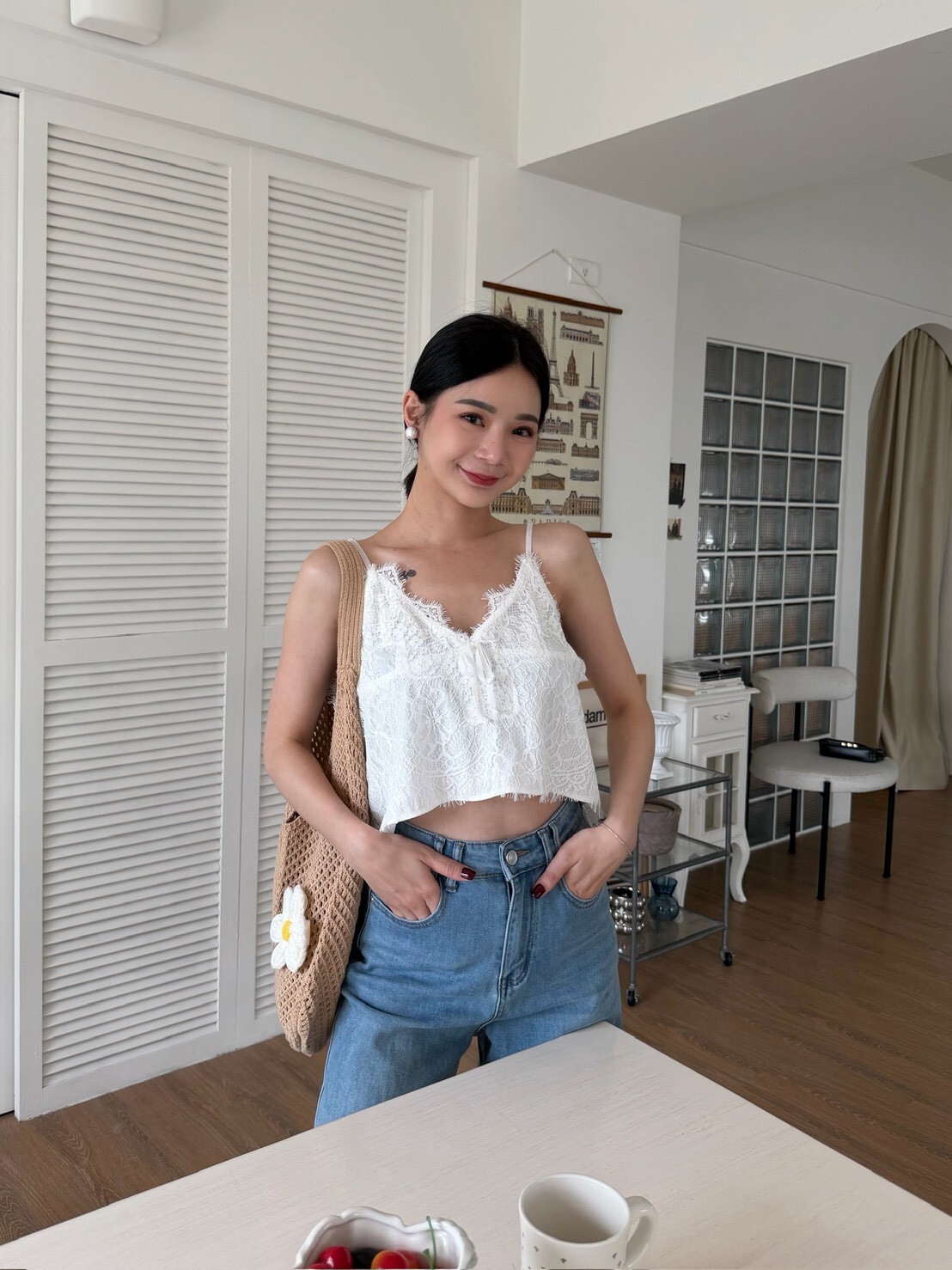 薄料睫毛蕾絲小背心