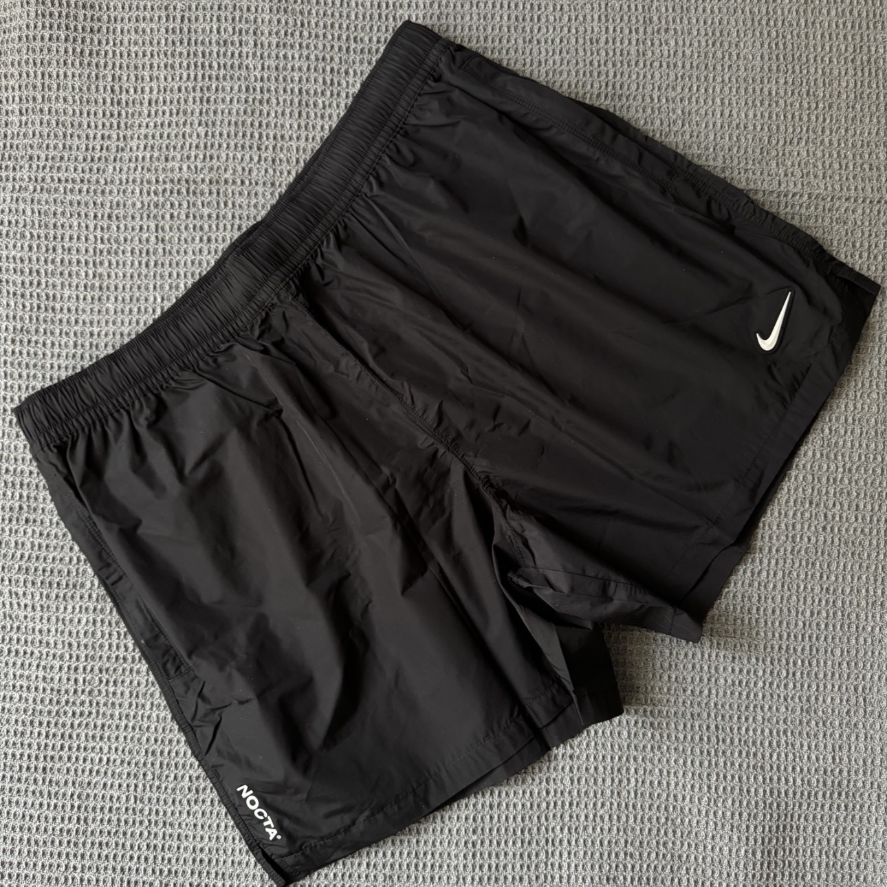NIKE NOCTA WOVEN SHORTS 全黑 短褲 透氣 五分 休閒 褲子 FN8194-010