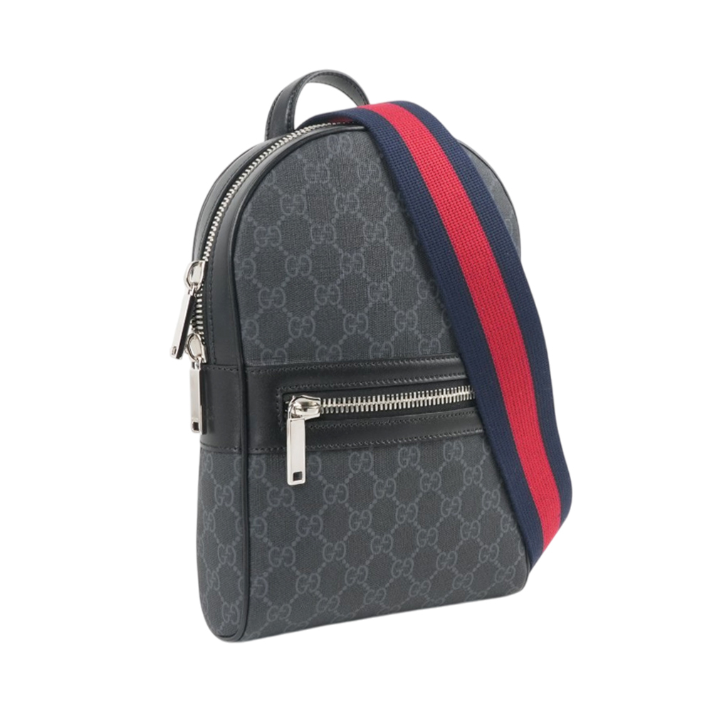 【GUCCI】GG 塗層帆布藍紅織帶口袋拉鏈胸口包(黑灰色)