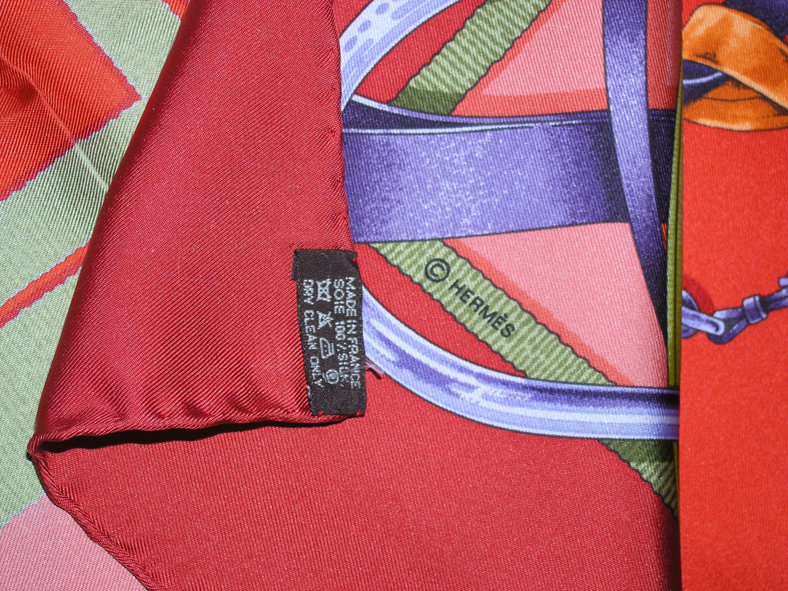 HERMES PARIS 馬具圖紋 絲巾