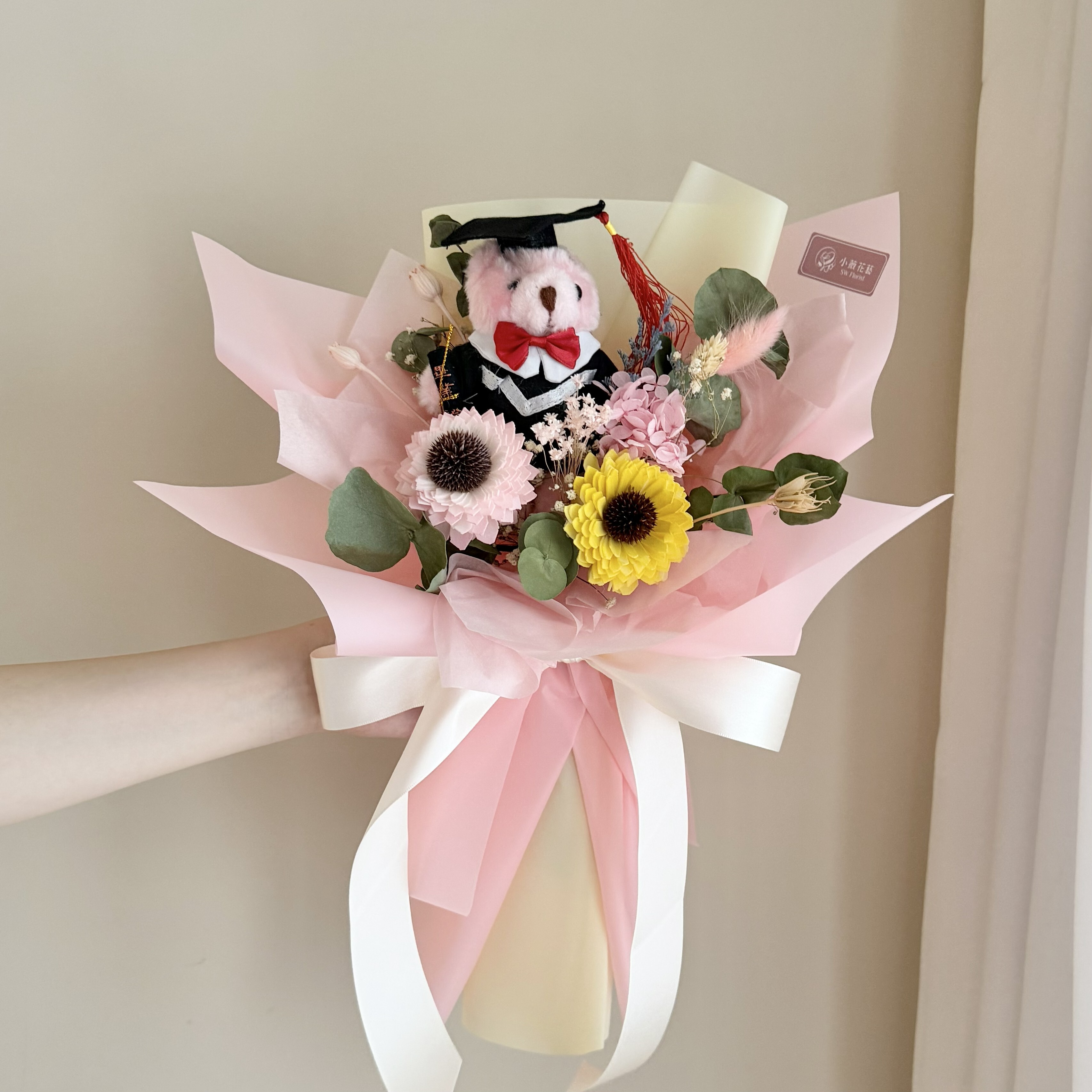 乾燥花束(粉色系/中型/升級版)【畢業熊】｜畢業花束、索拉向日葵