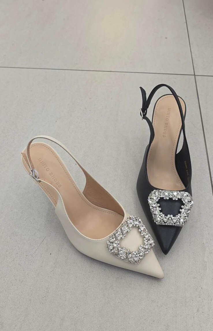MM14 #8896  偏細 高8CM  牛皮料 SIZE:225-250 $519 (一口價)