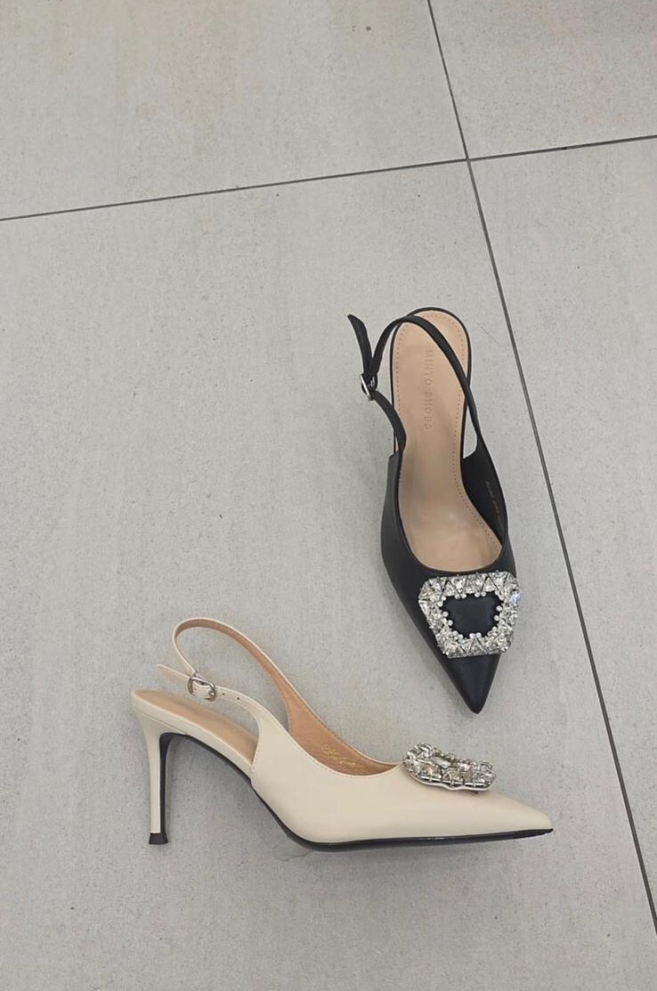 MM14 #8896  偏細 高8CM  牛皮料 SIZE:225-250 $519 (一口價)
