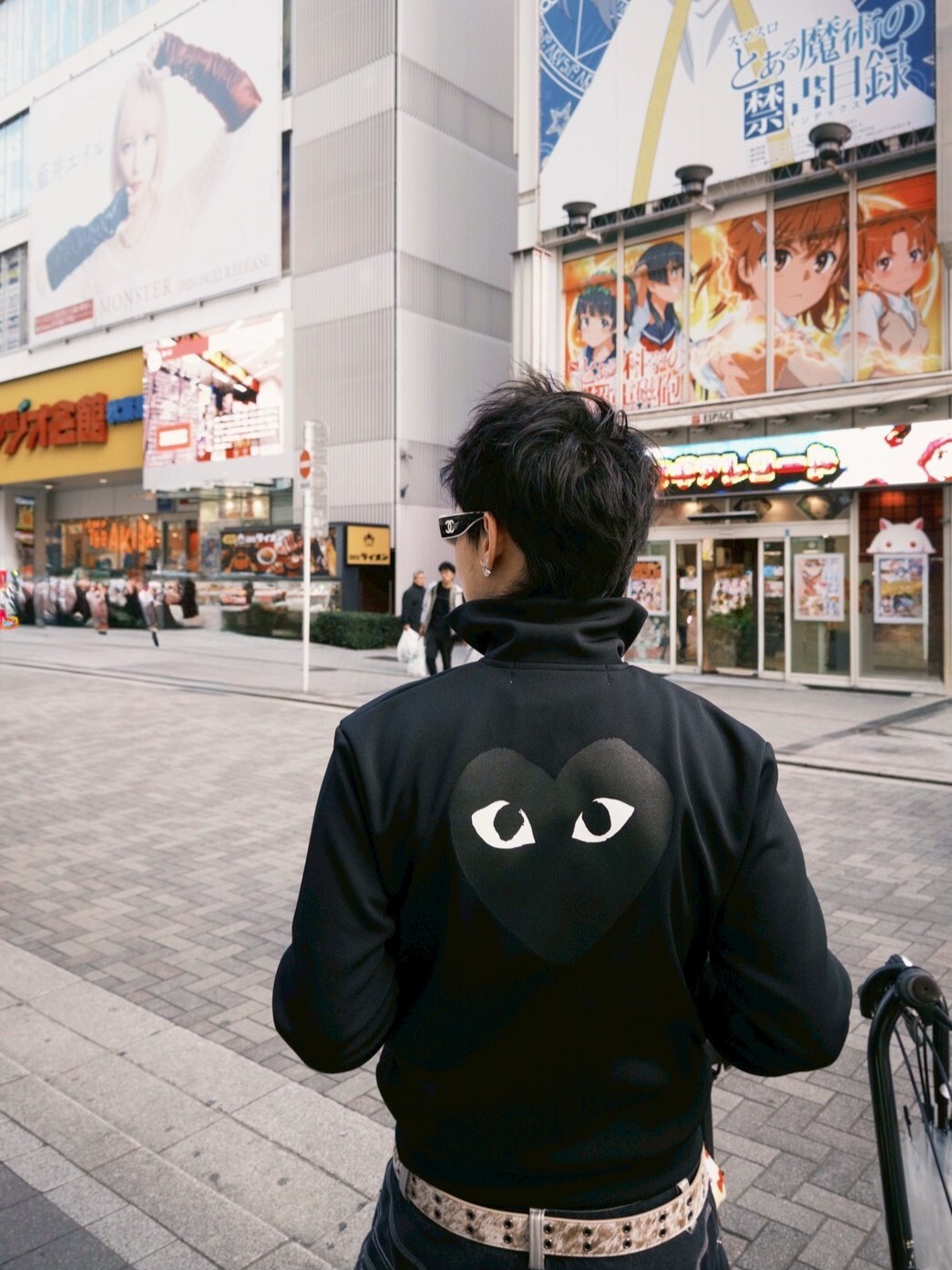 Comme des Garçons CDG PLAY 經典黑色大愛心 正面刺繡夾克 外套
