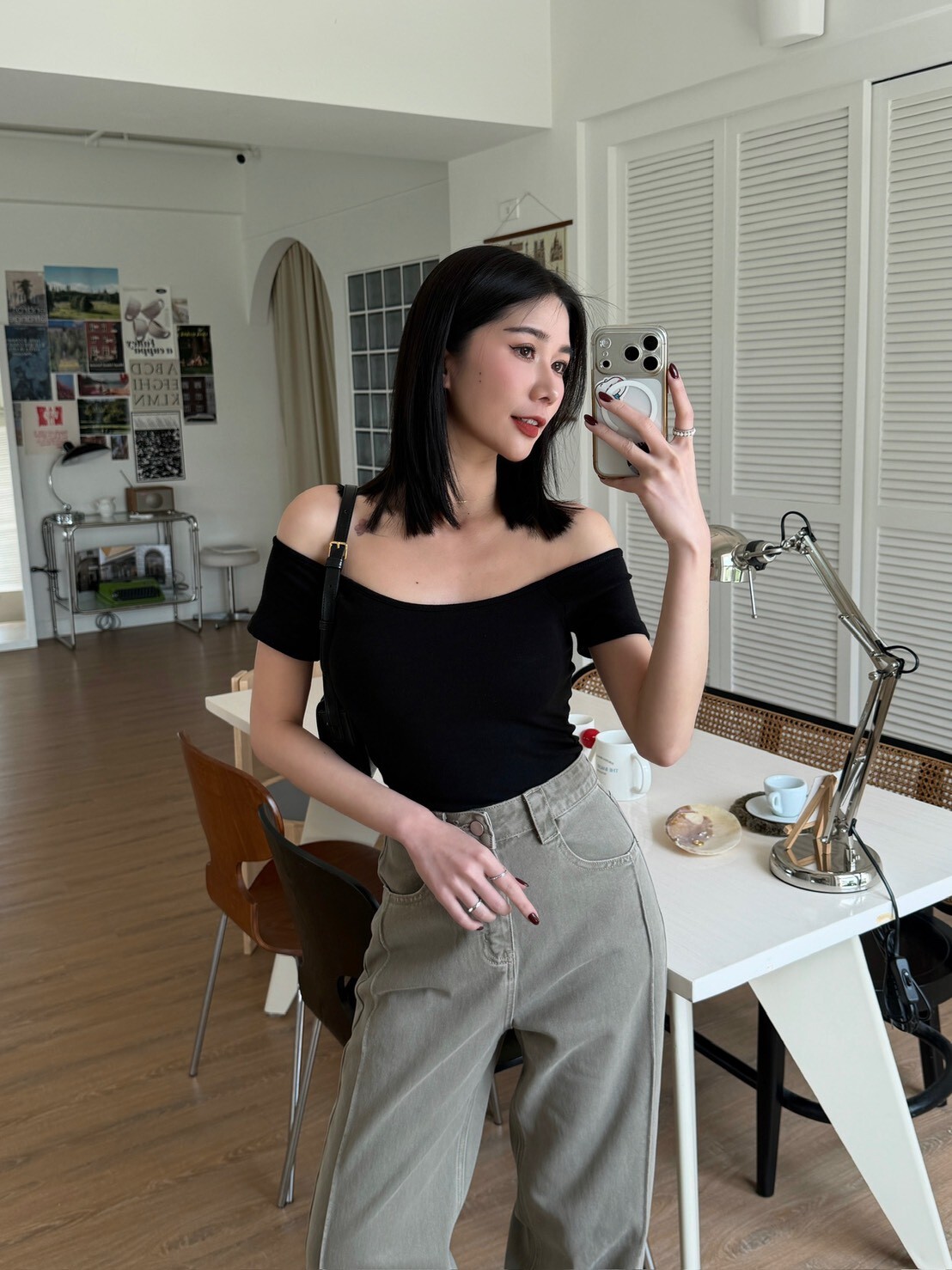 大圓領彈性BRATOP