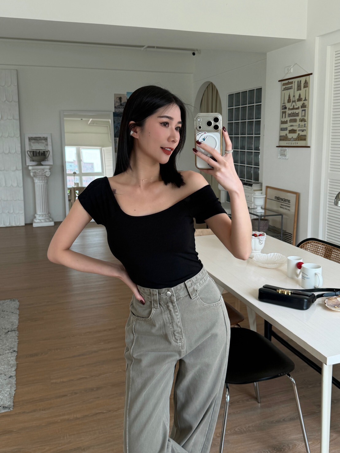 大圓領彈性BRATOP