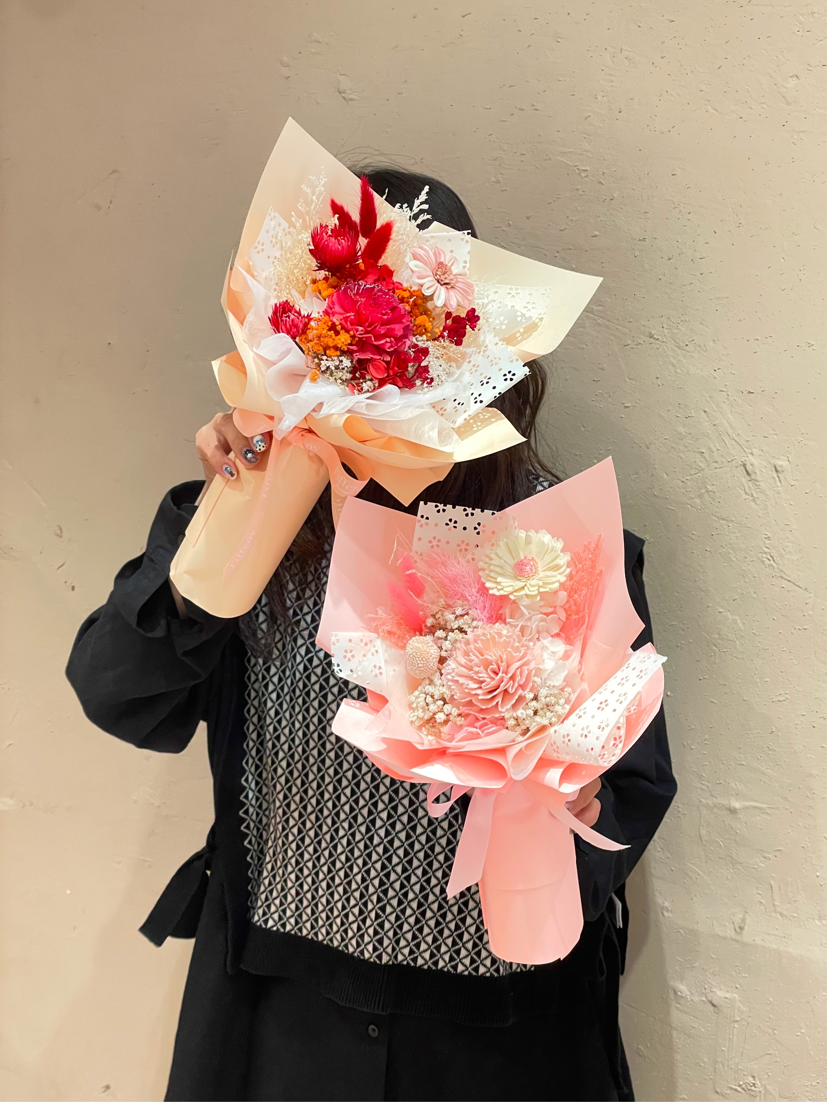 康乃馨 乾燥索拉花束  (限門市取貨，可下單自行請司機取貨)
