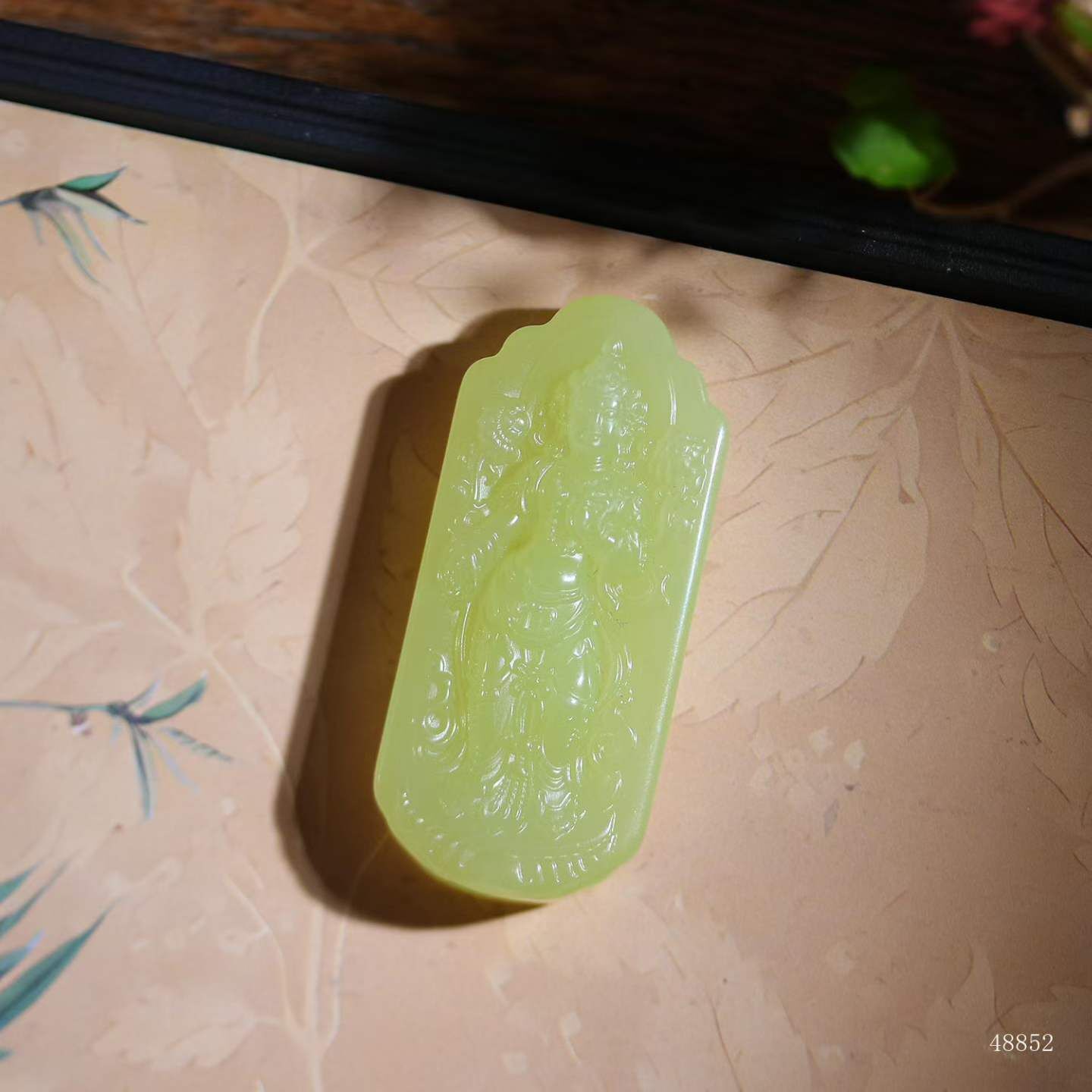 416138 和田玉黃玉觀音