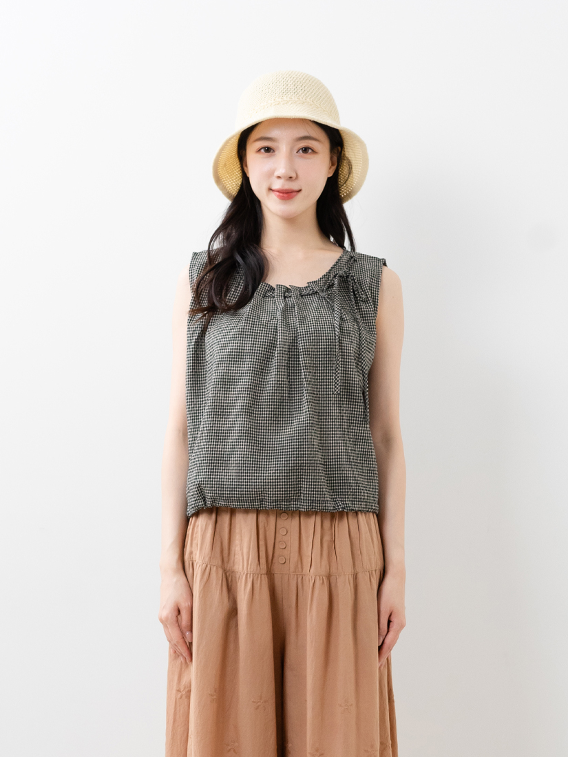 領口抓褶蝴蝶結綁帶背心繡花純棉寬褲組合