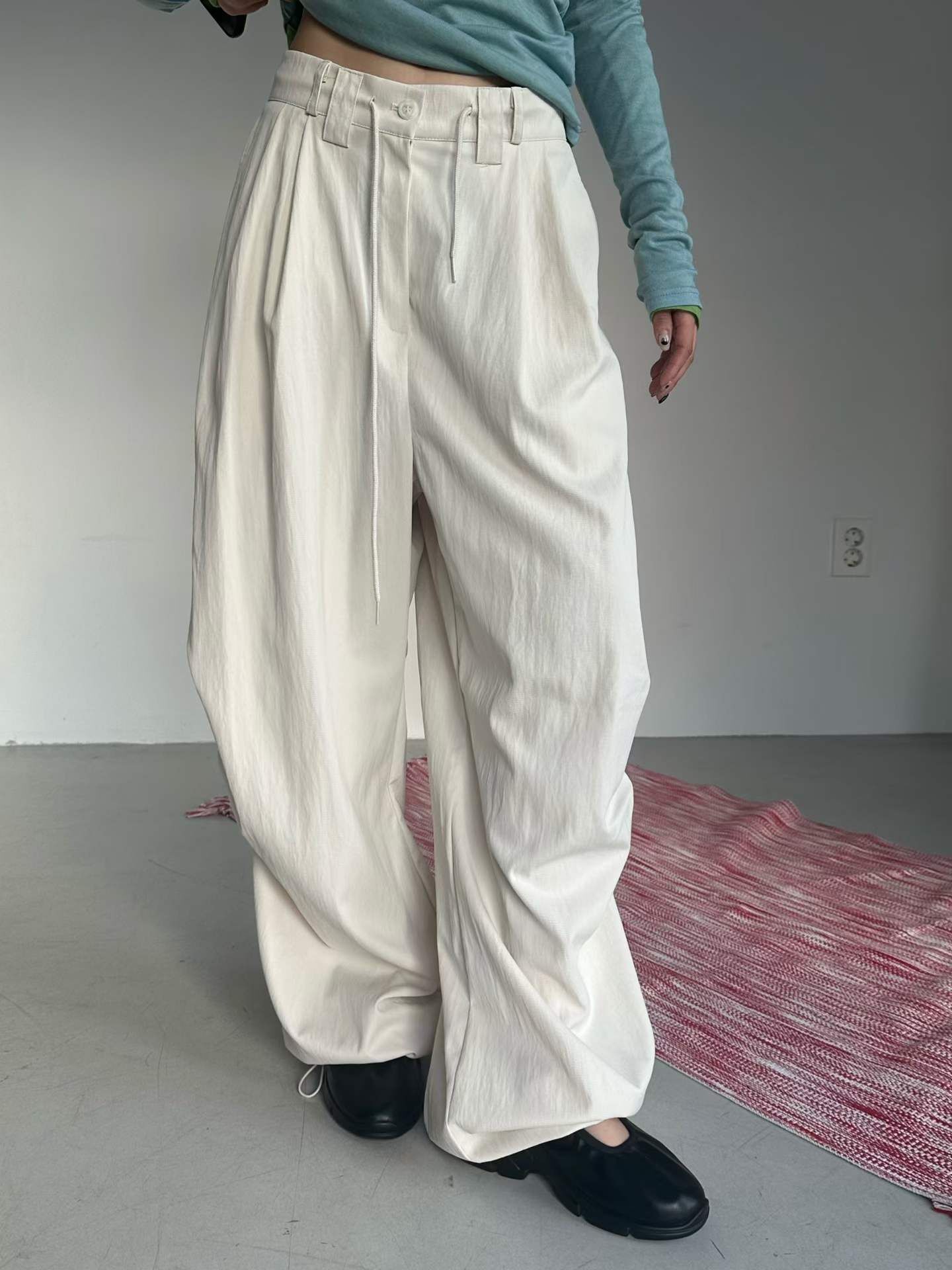 PN6110 簡約抽繩收腳褲