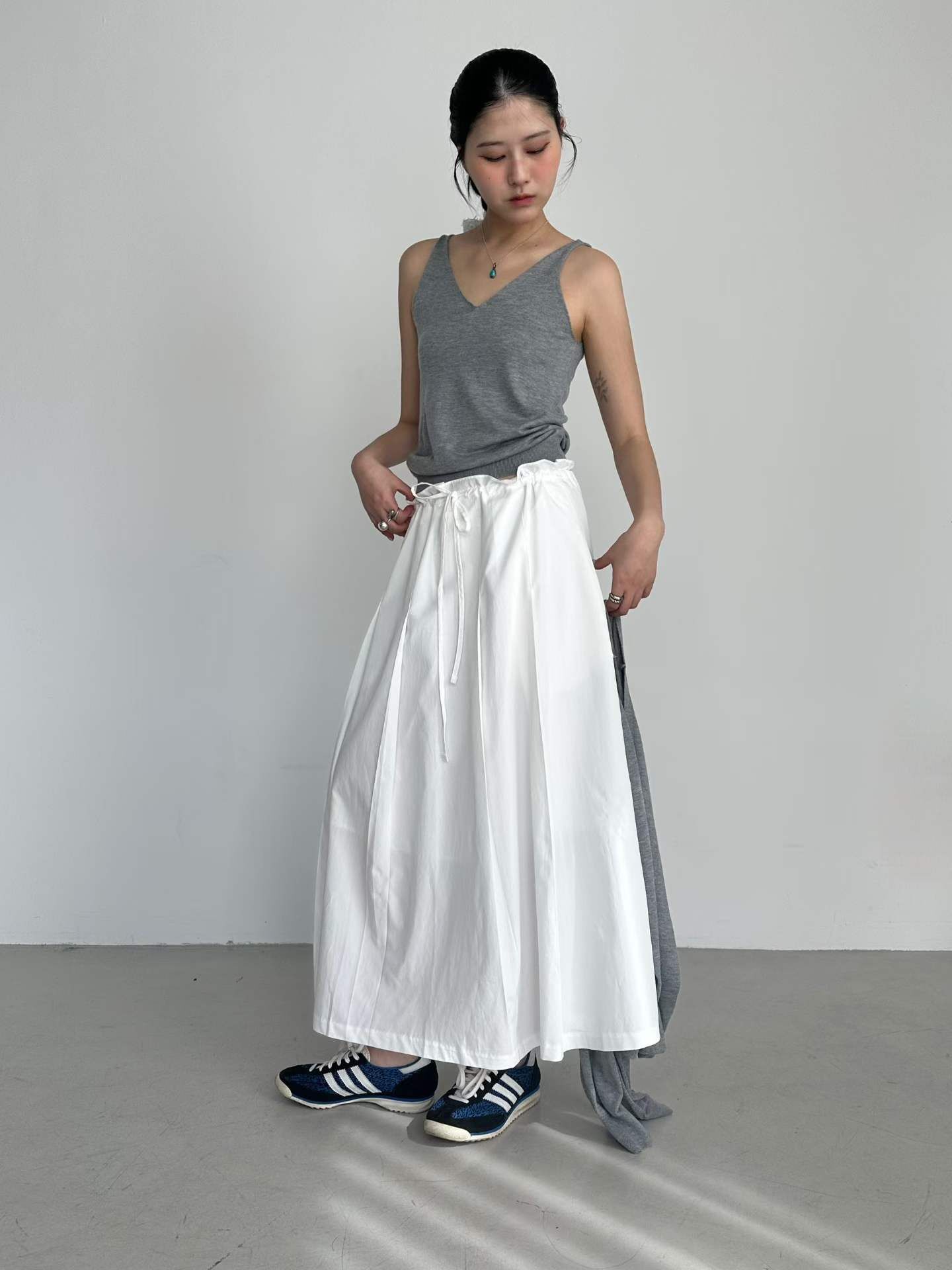 PN6111 抽繩綁腰俐落長裙