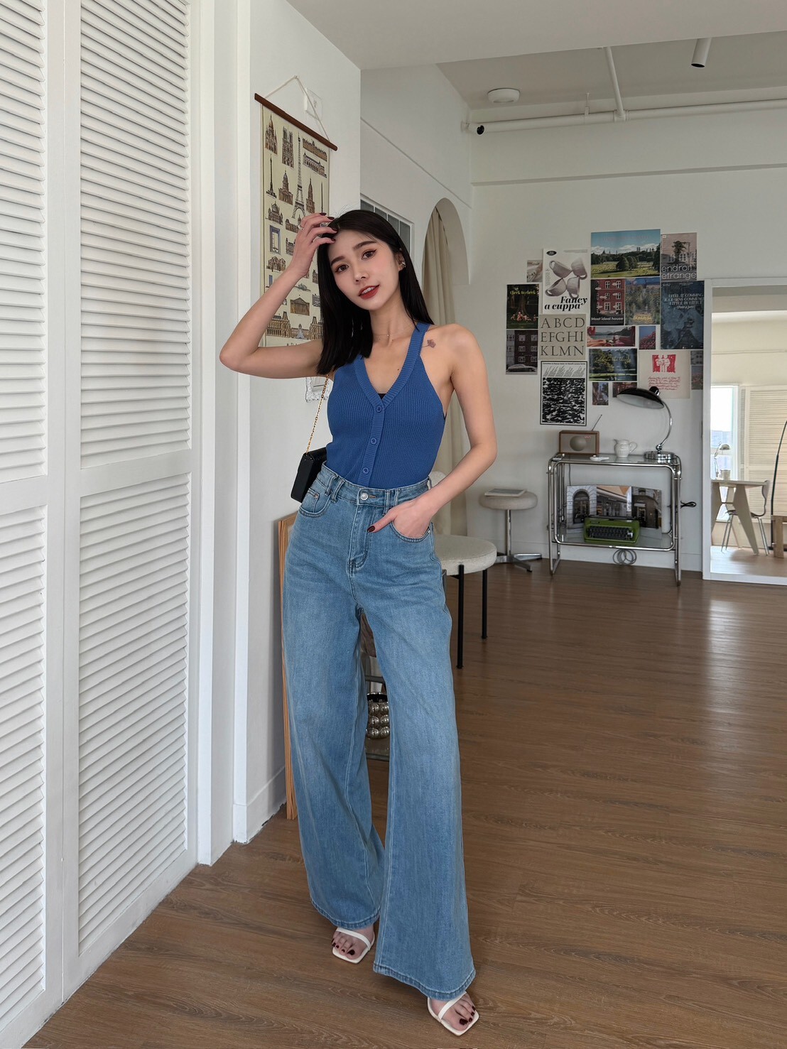 削肩坑條排釦針織背心