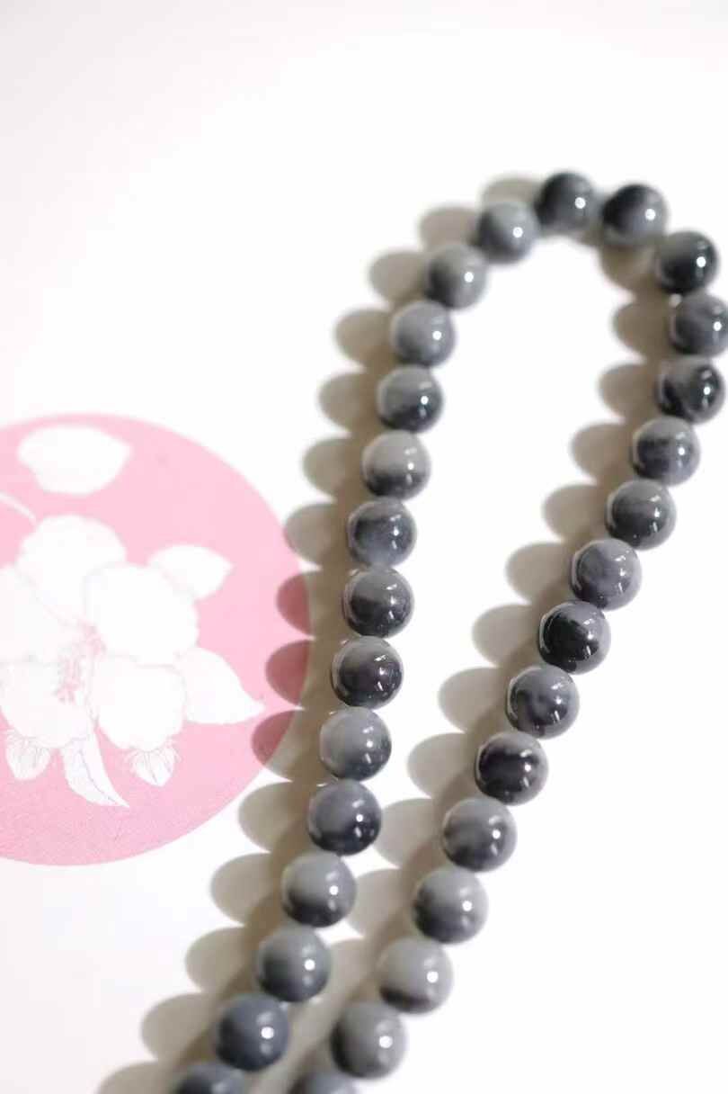 416728 和田玉聚寶盆青花珠串 (8mm直徑)