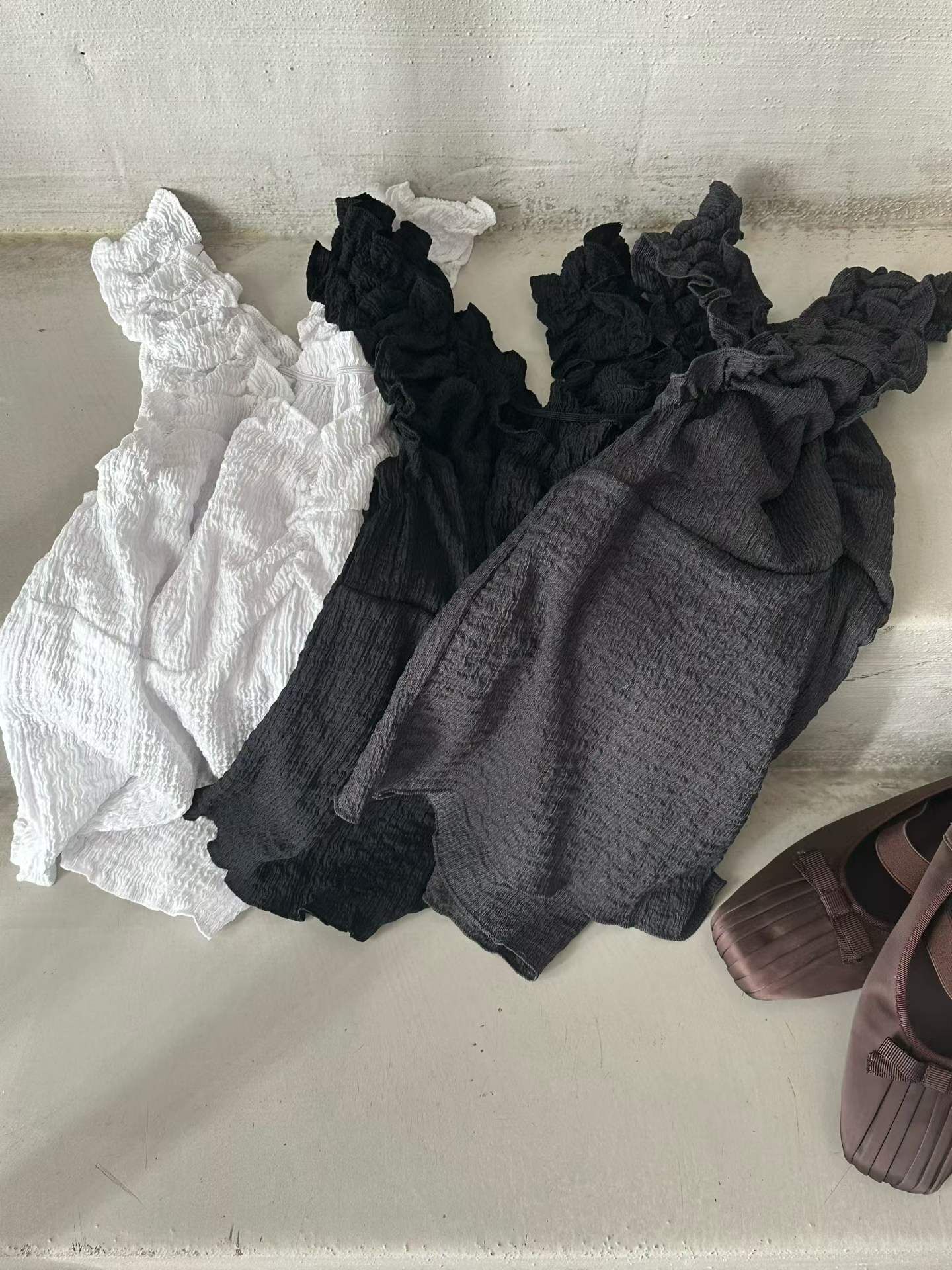 PN6114 皺褶紋理無袖上衣