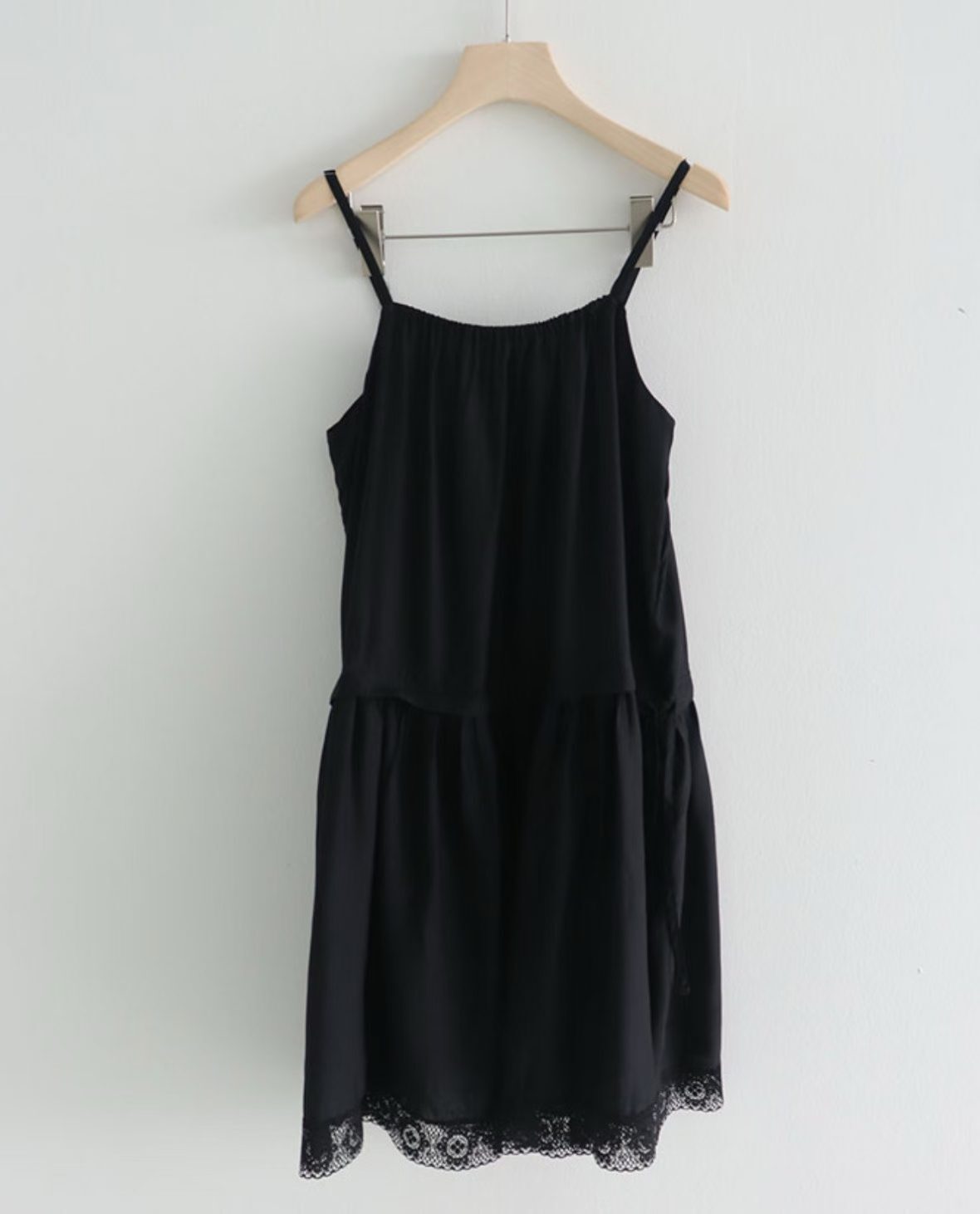 PN6118 夏日清新平口吊帶連身裙