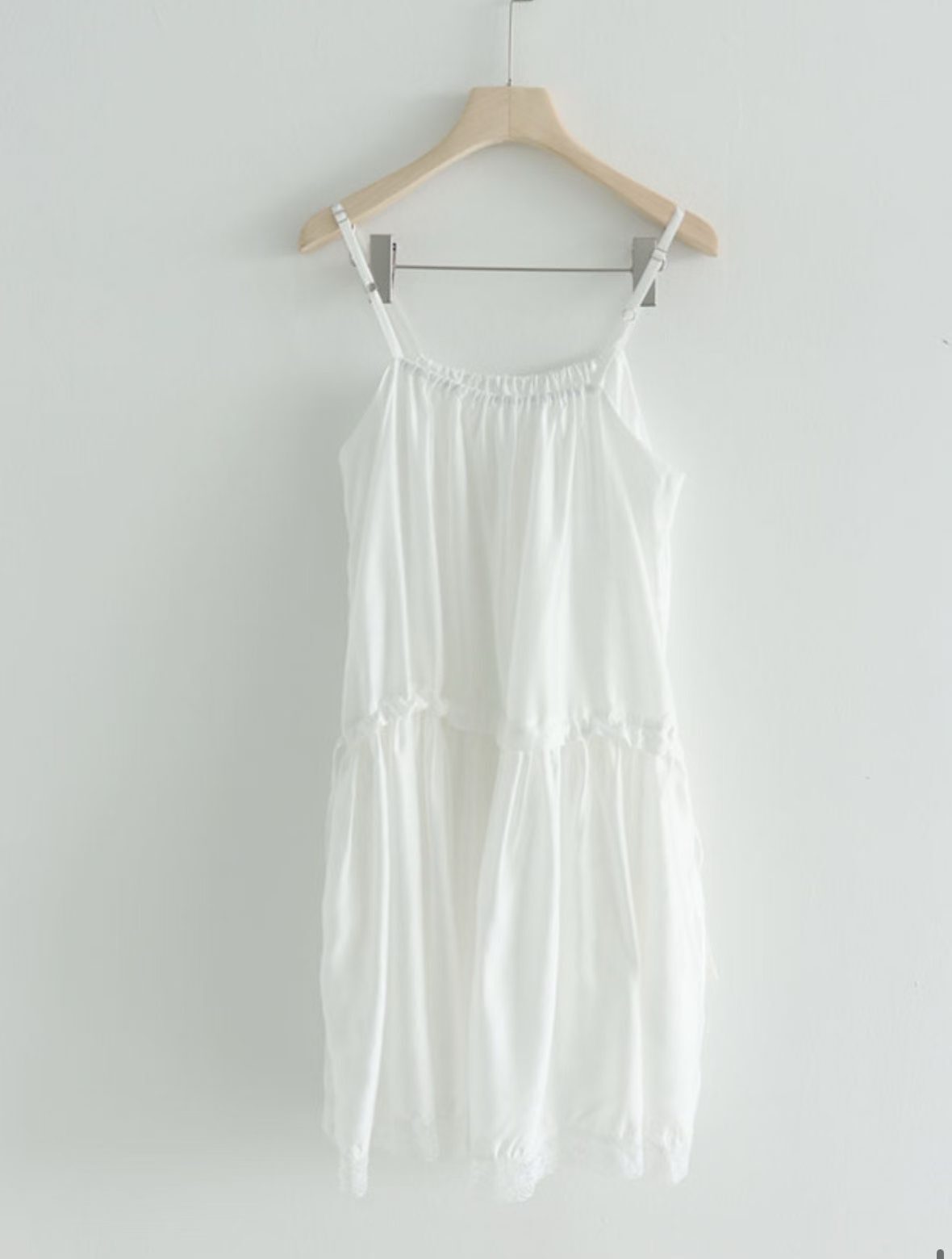 PN6118 夏日清新平口吊帶連身裙