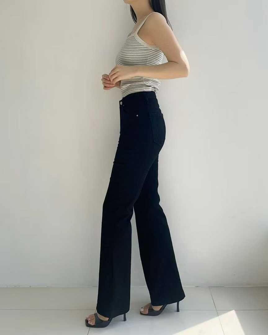 HL3052 高腰修身微喇叭純黑牛仔褲