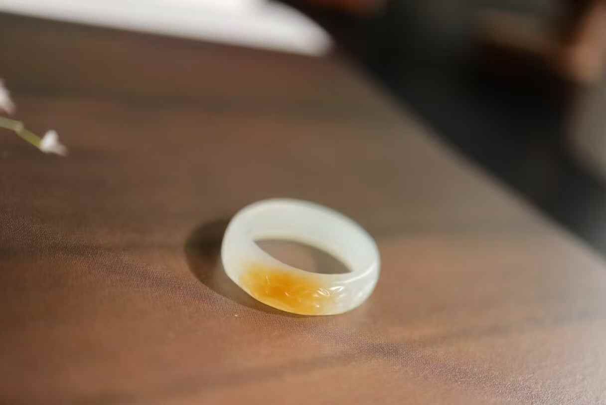 416732 和田玉糖白戒圈 (內徑 16mm)