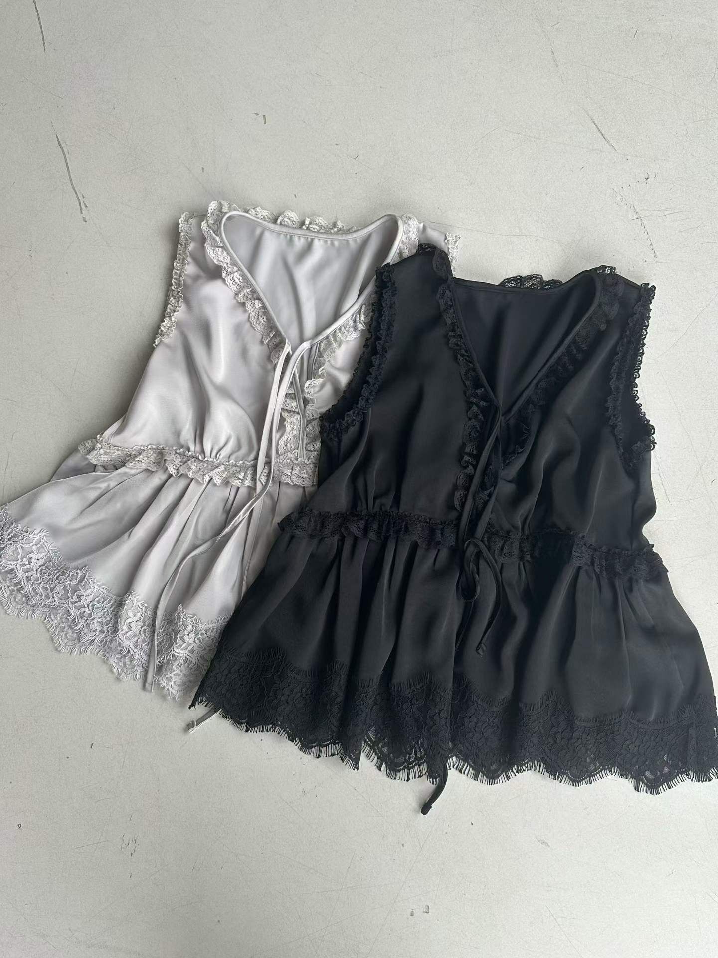 PN6119 浪漫拼接蕾絲綁帶背心