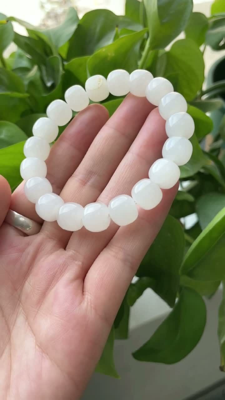 416733 和田玉籽料羊脂白玉手串 (10-12mm直徑)