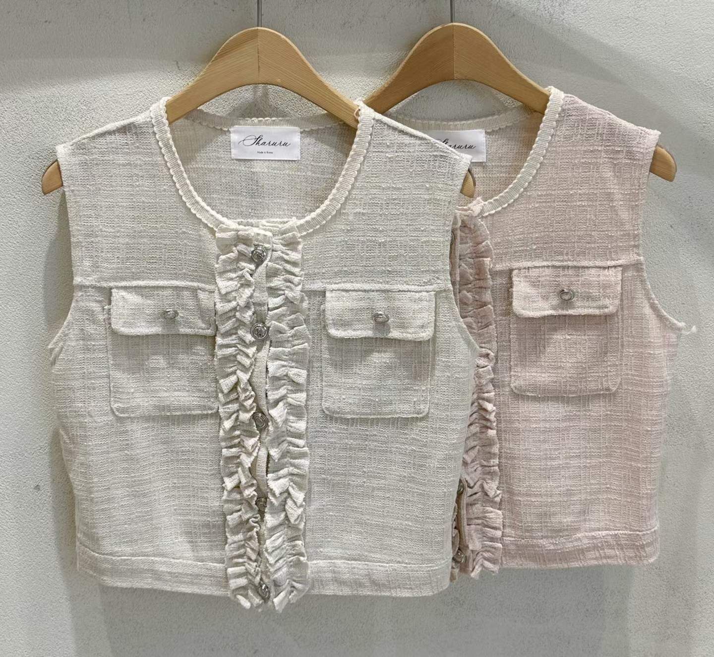 SU6107 小香木耳包邊排扣馬甲背心