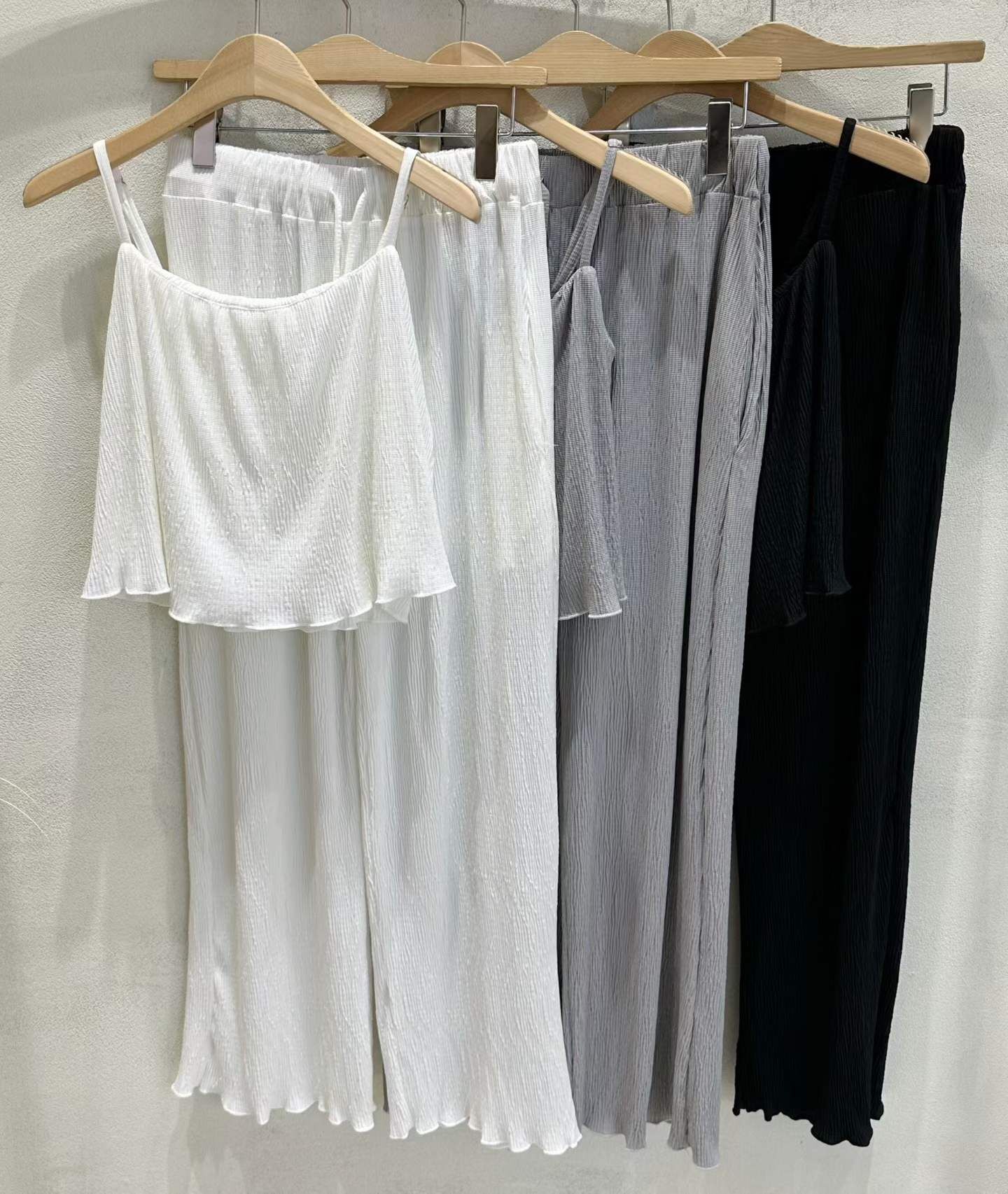 SU6109 度假風泡泡棉吊帶背心休閑褲套裝