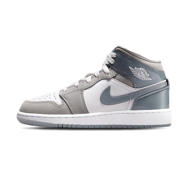 NIKE 休閒鞋 AIR JORDAN 1 MID SE GS 灰白 漆皮 大童 女 HF3193-100