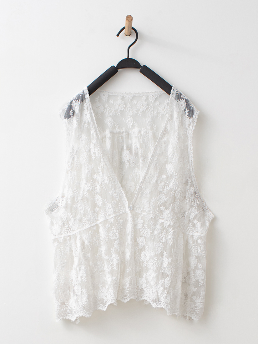 日系波西米亞網布蕾絲繡花前釦短版背心