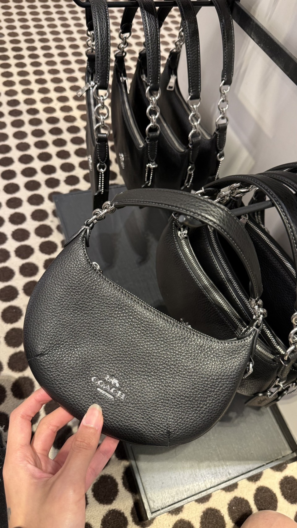 【美國連線】COACH 手提半月包 3色 COACHMO