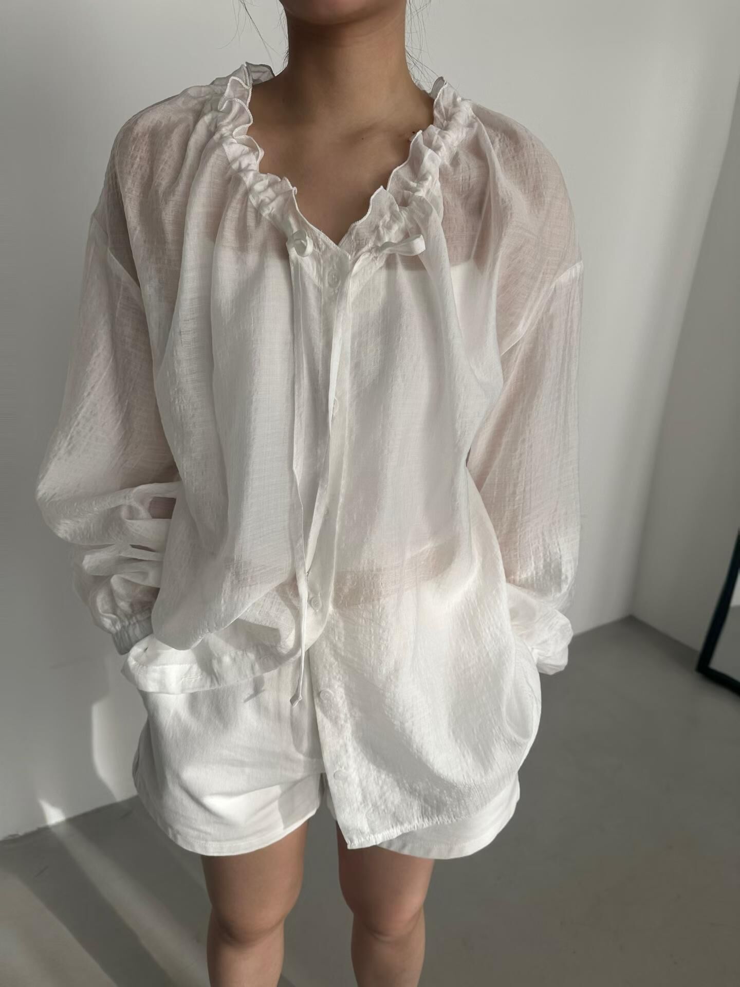 PN6145 暗格紋抽繩花邊上衣