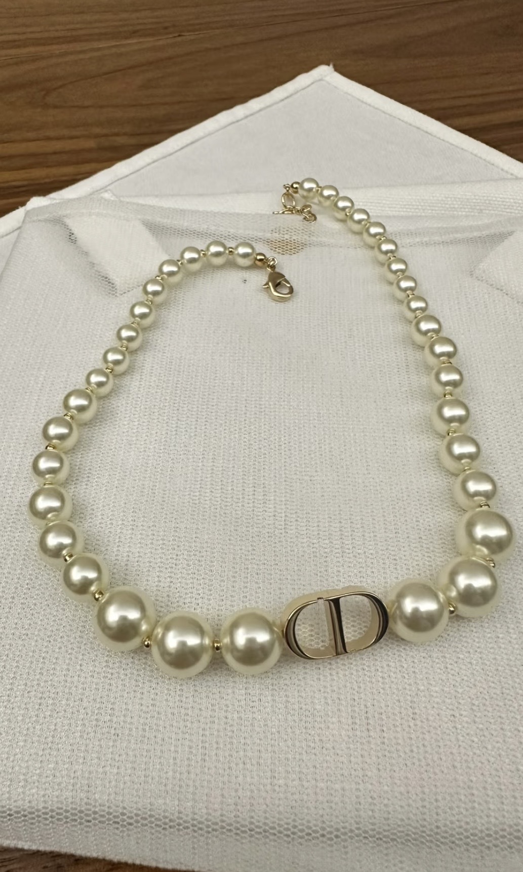 Dior 30 Montaigne 珍珠頸鍊 金色