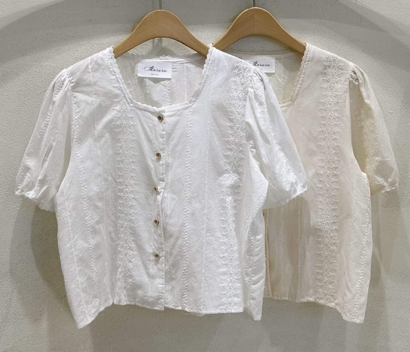 SU6133 樹葉刺綉方領排扣上衣