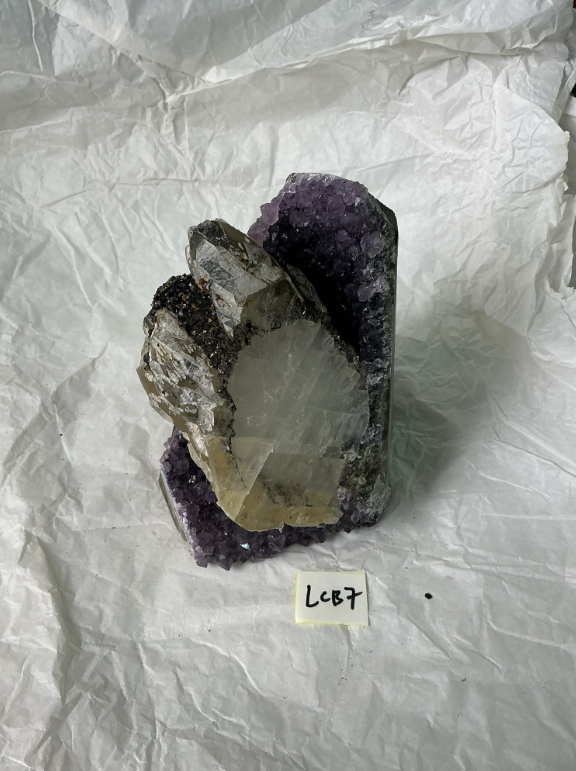 ZD240 LCB7 水晶擺件 1.51-2kg