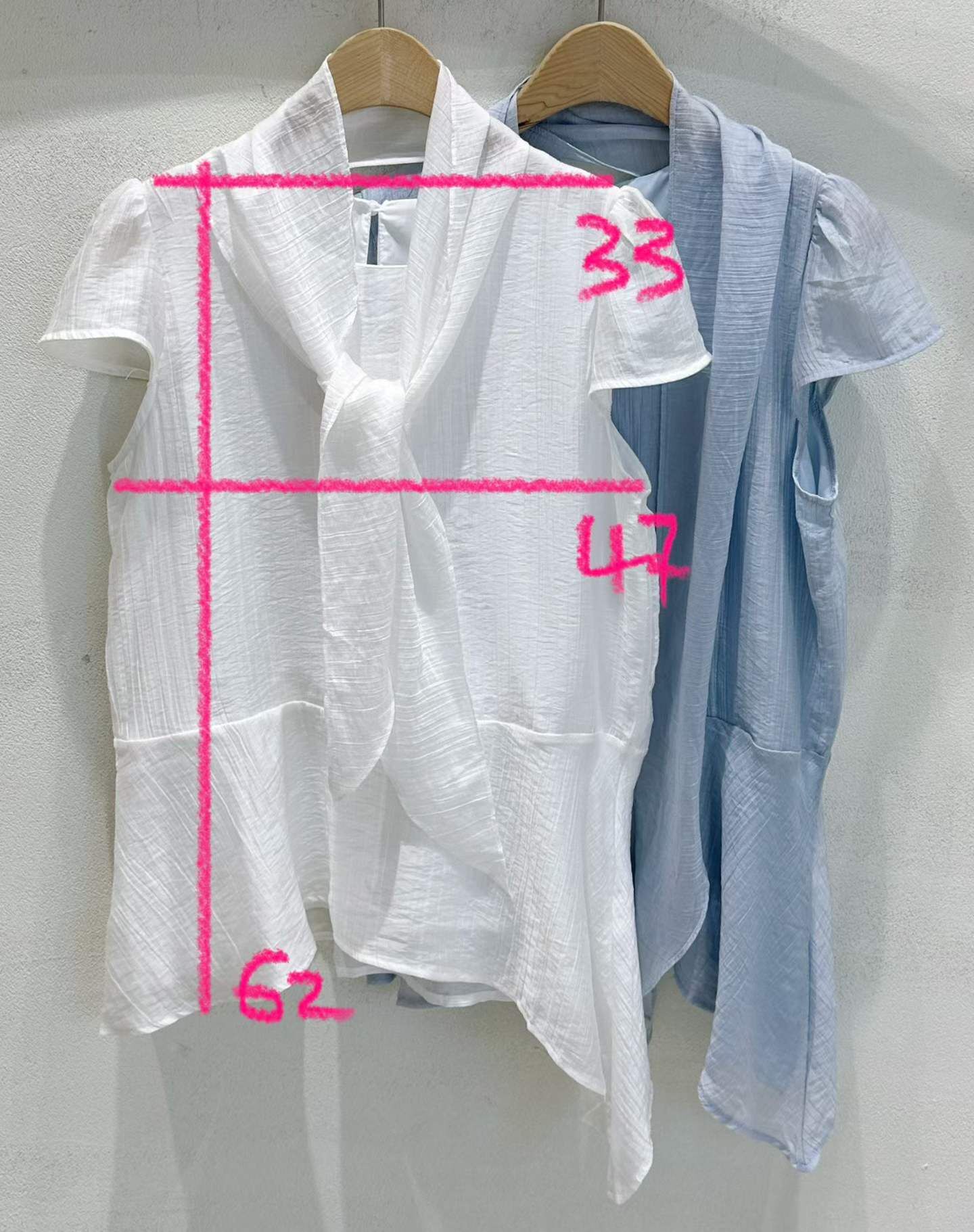 SU6126 小領巾飄逸飛飛袖上衣