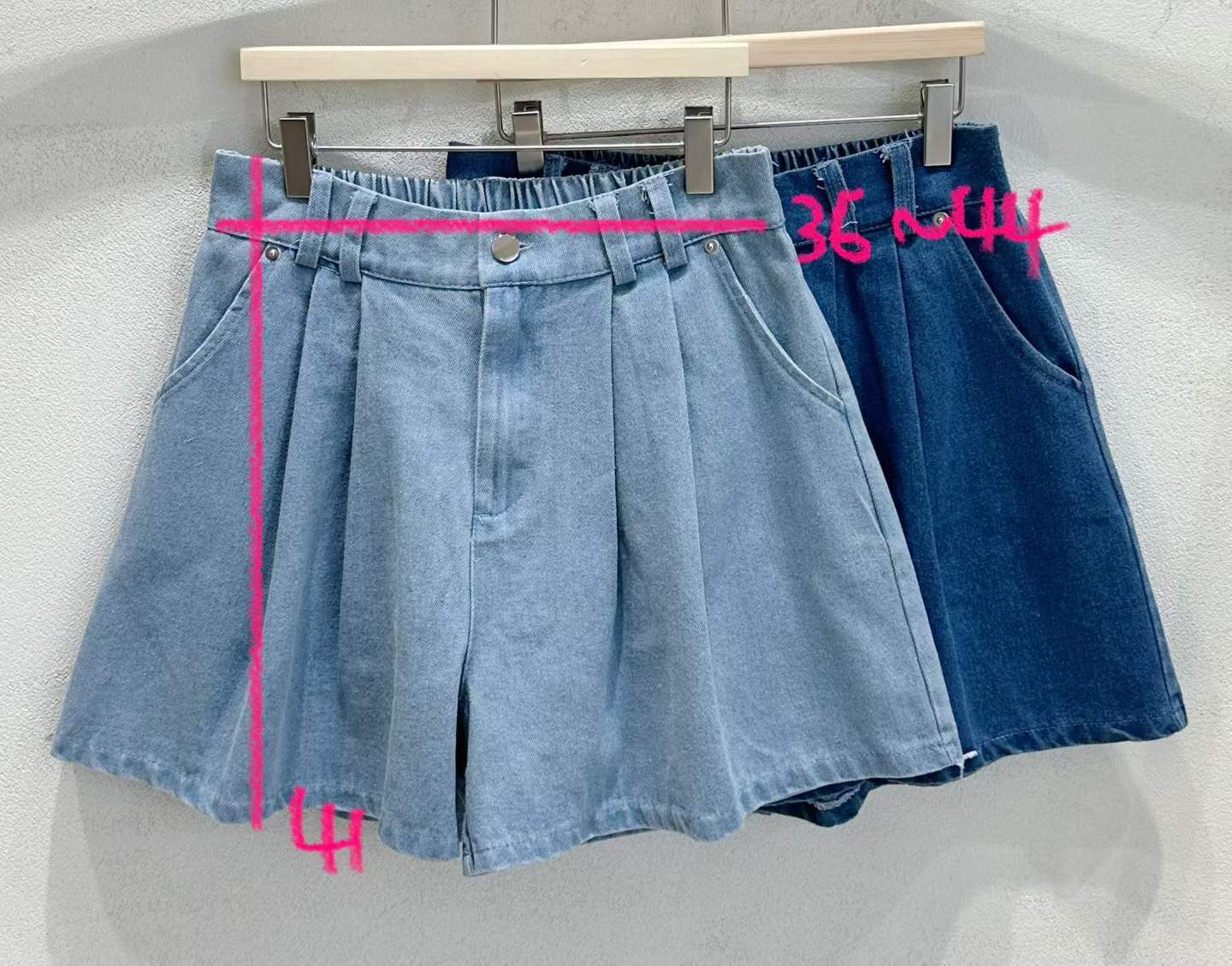 SU6138 後橡筋壓褶高腰牛仔棉短褲