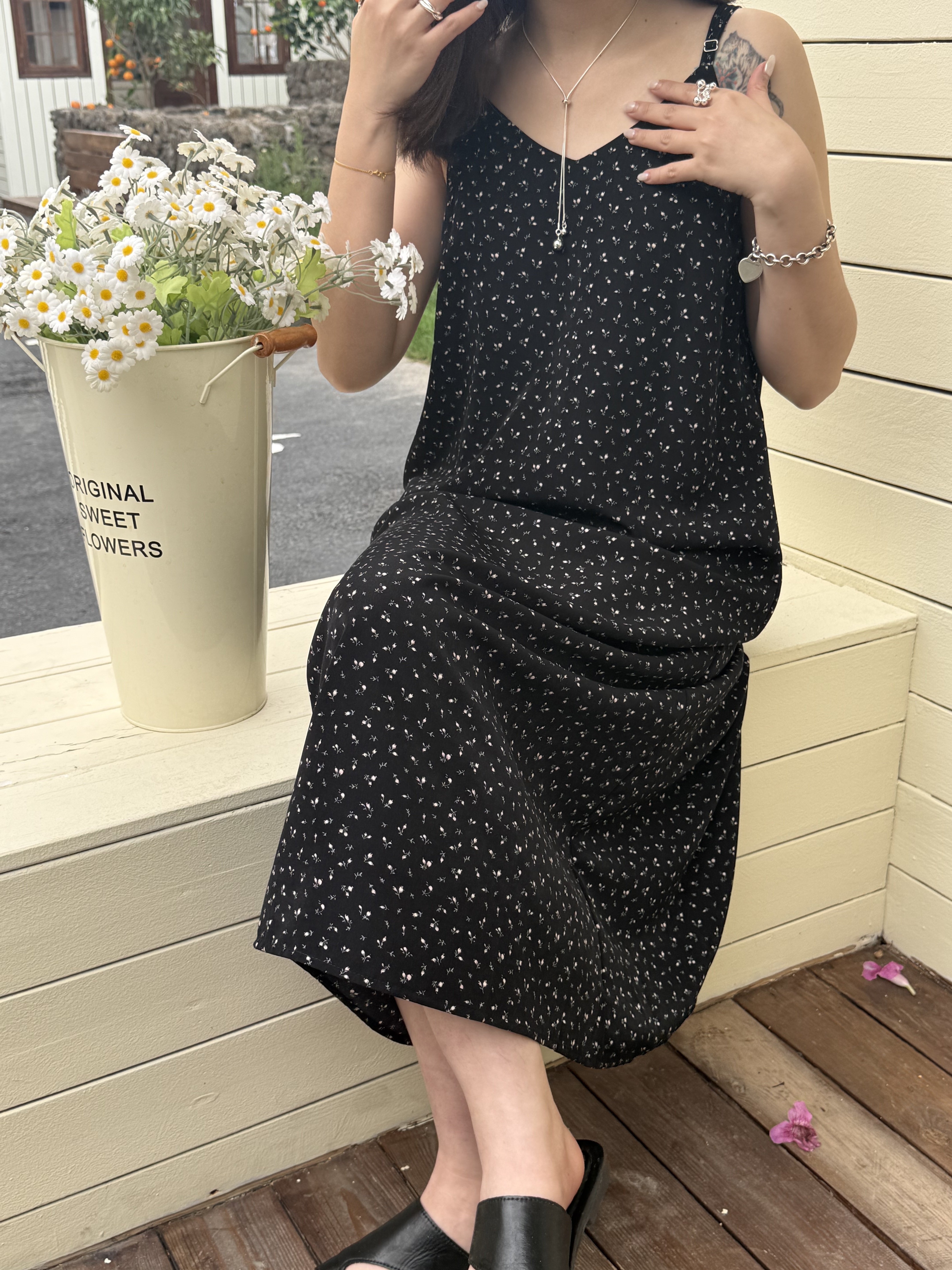 小碎花肩帶可調長洋