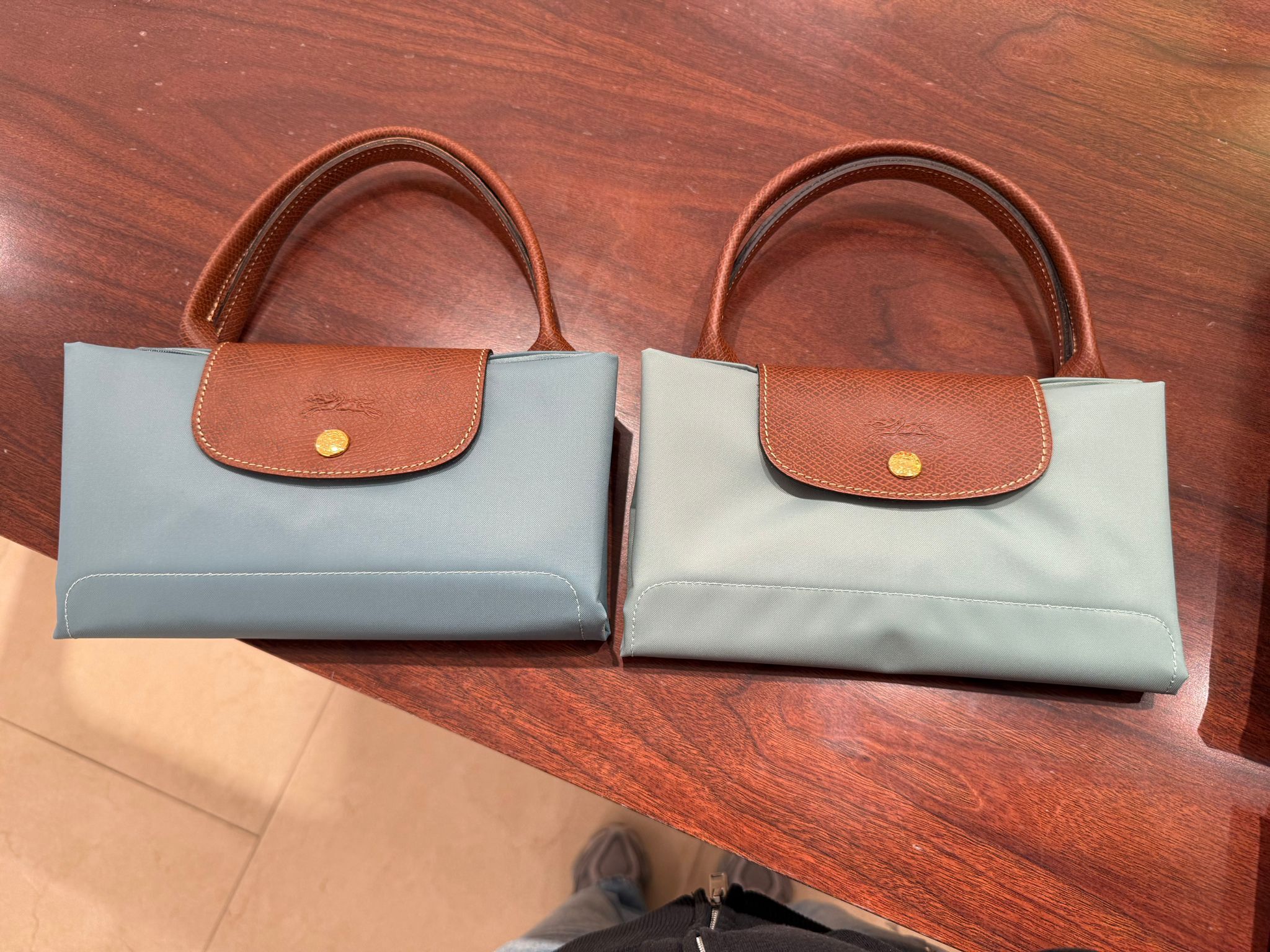 LYS01684 Longchamp Le Pliage中號手挽袋