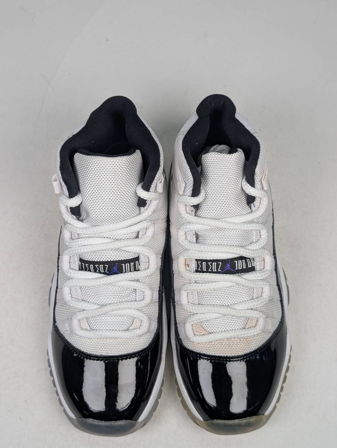 微瑕疵-左腳鞋面髒汙&左右腳中底鞋底泛黃 378038-100/4.5Y Air Jordan 11 「 Concord 」GS 女段