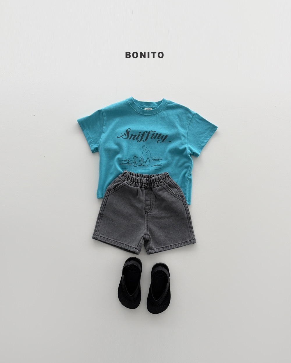 Bonito Sniffing tee / 2色