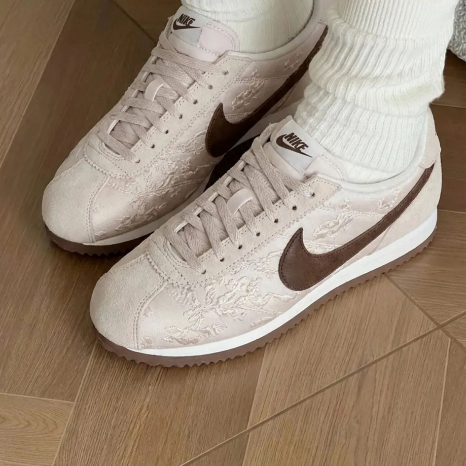 【預訂】NIKE CORTEZ TEXTILE 粉棕-WOMEN