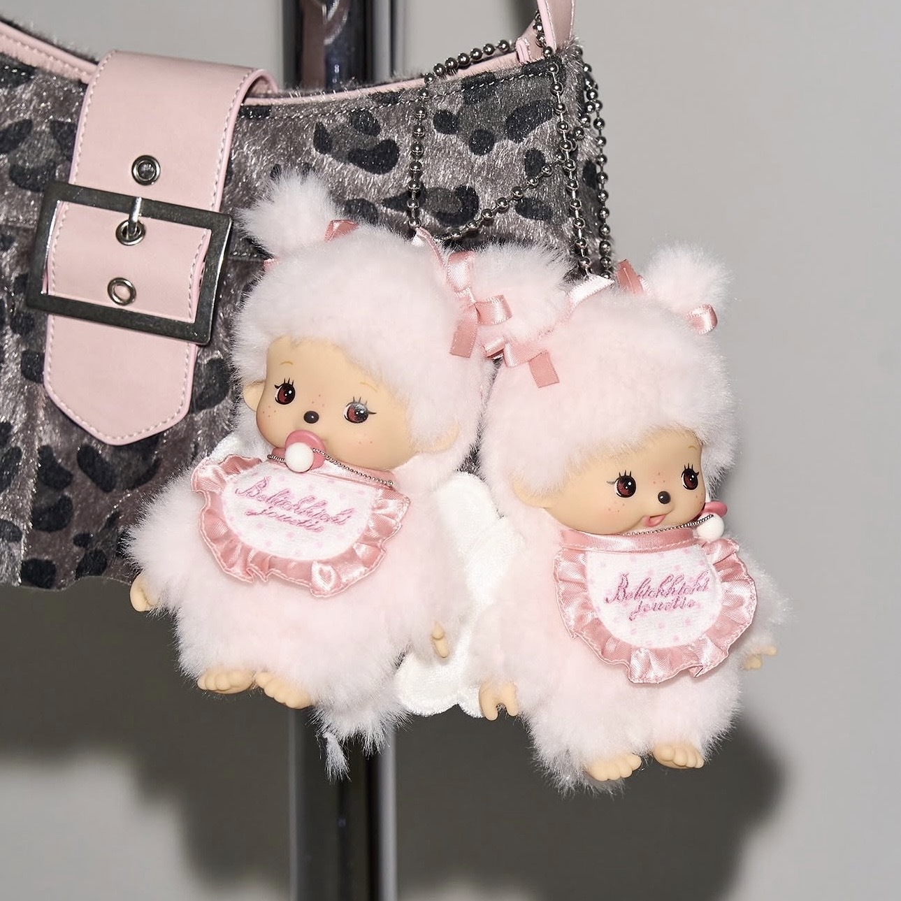 BEBICHHICHI x JOUETIE 蒙奇奇 天使 惡魔 小翅膀 絨毛吊飾 聯名 奶嘴寶寶 MONCHHICHI