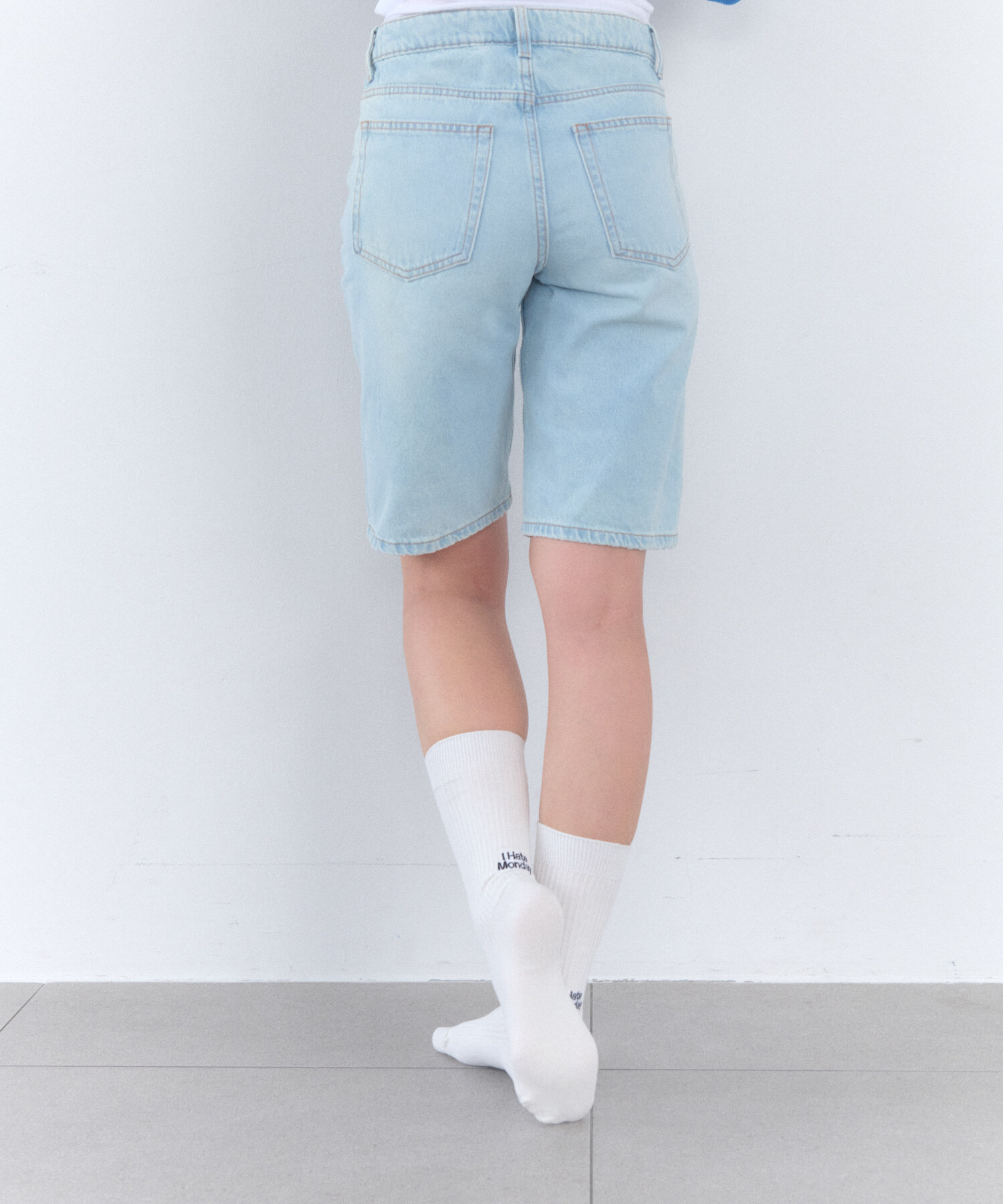 I HATE MONDAY｜Back logo point lip socks (2colors)